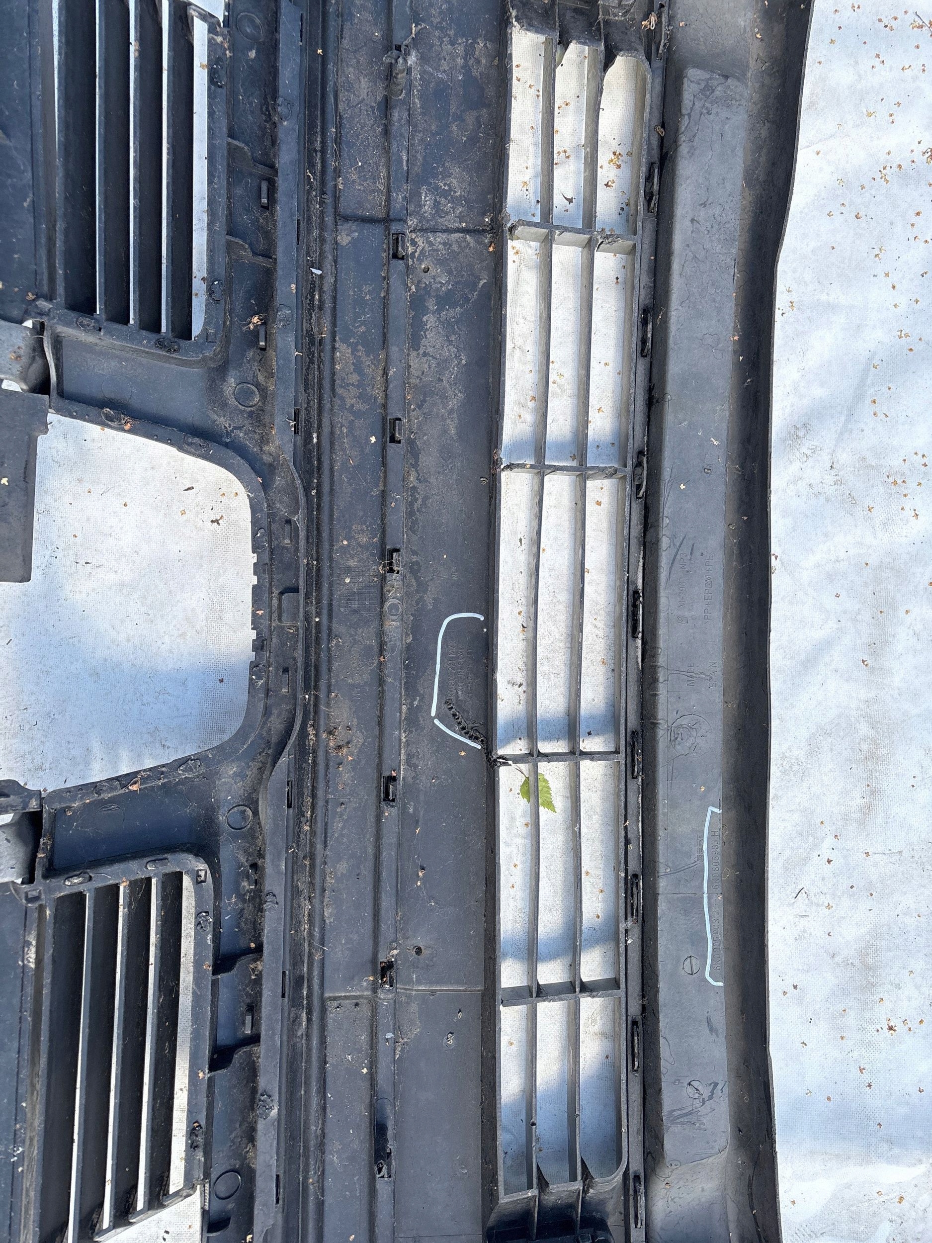 Front Bumper Seat Ibiza II (6K) 6K0805903 image 4