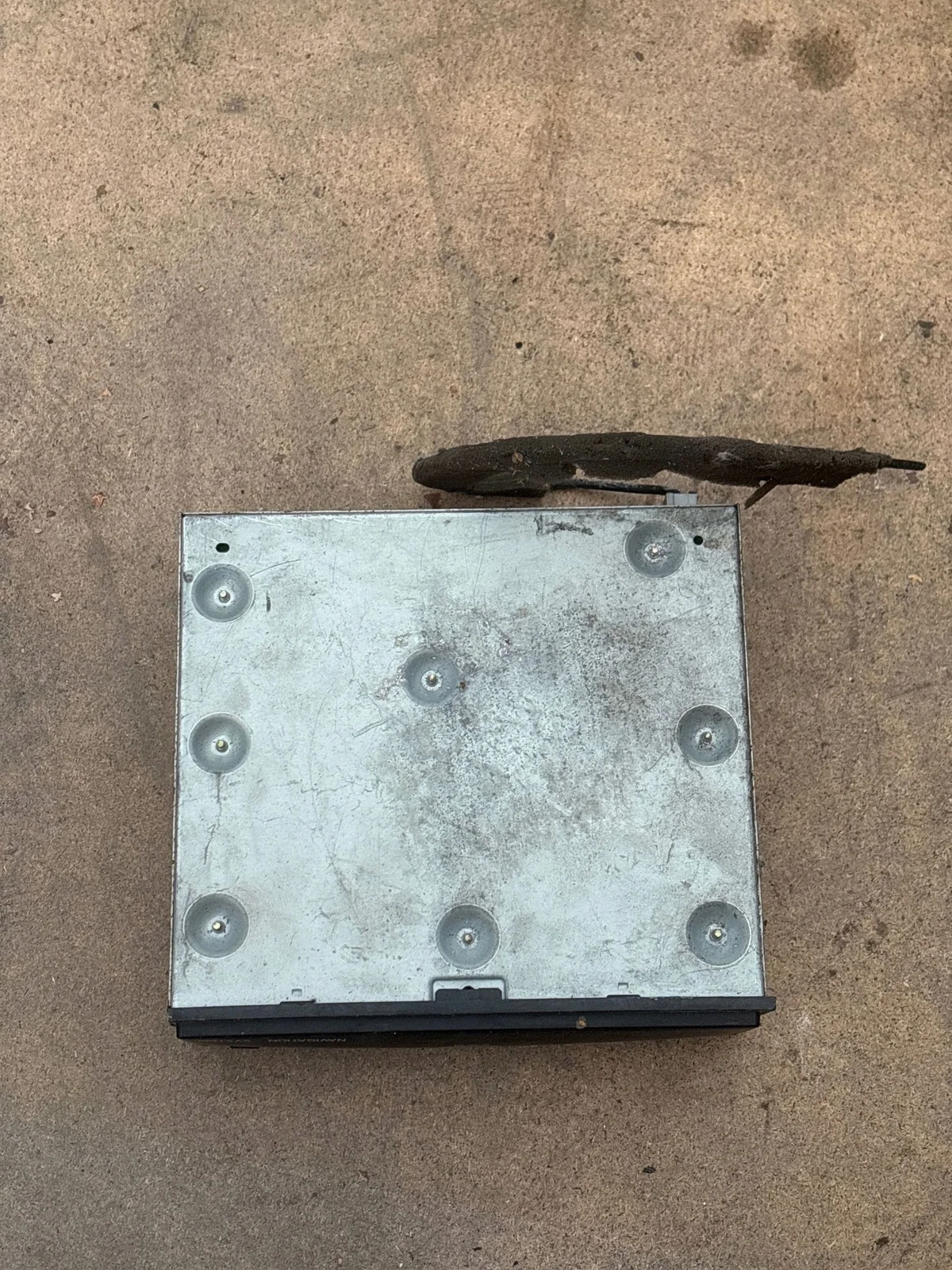 Nissan Primera 2006 Chargeur CD 28330BA000 image 4