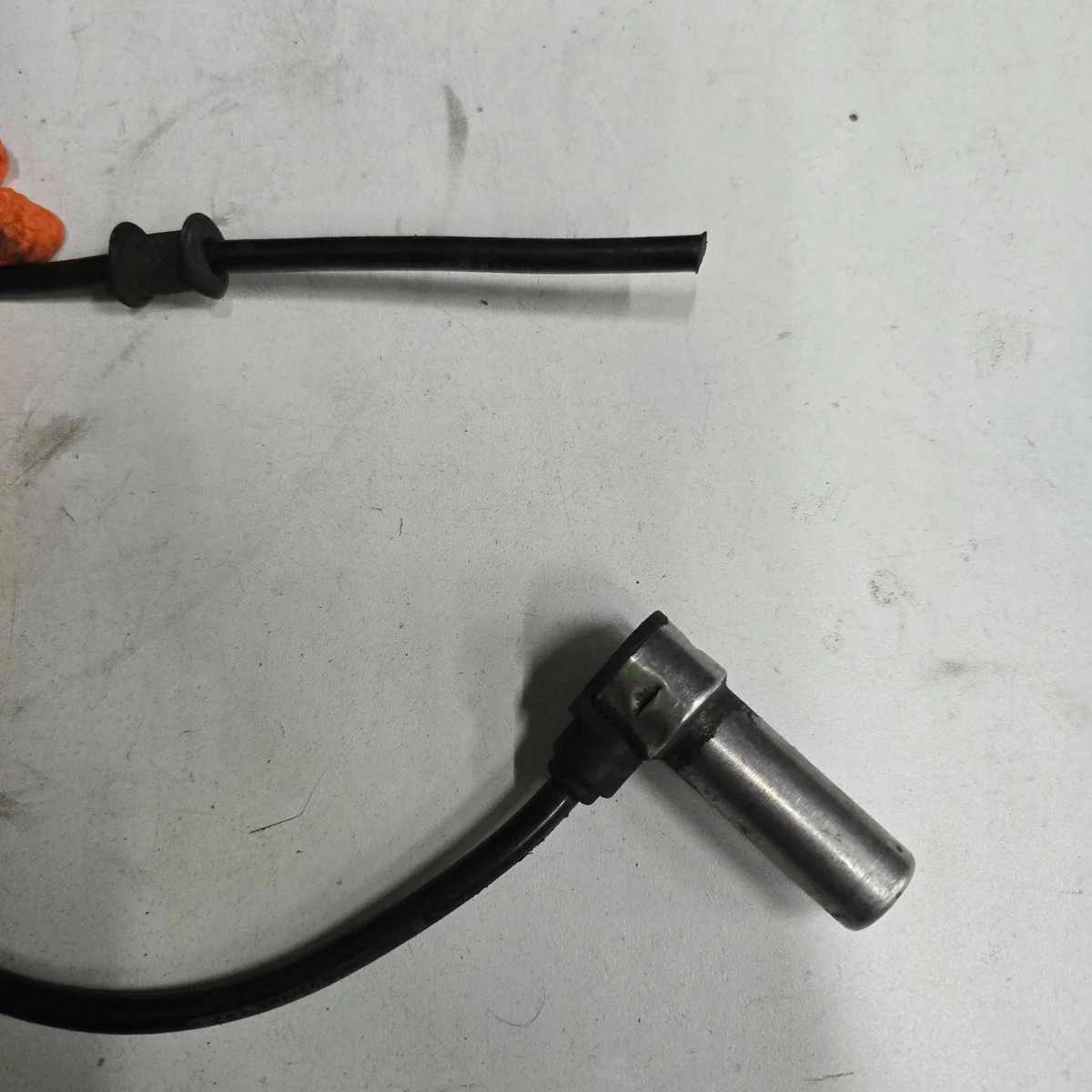 ABS Sensor Rear Left Audi A6 Avant C4 image 5