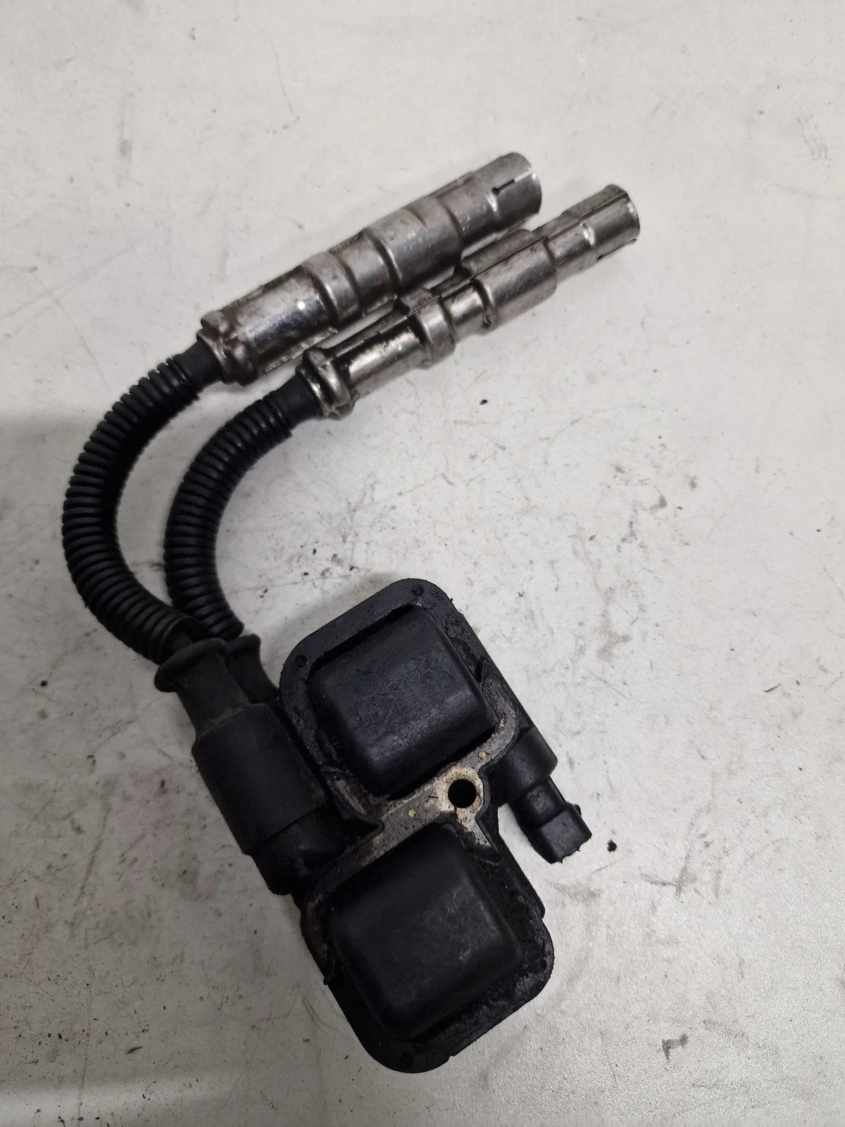 Ignition Wires Mercedes-Benz E W210 A0001587803