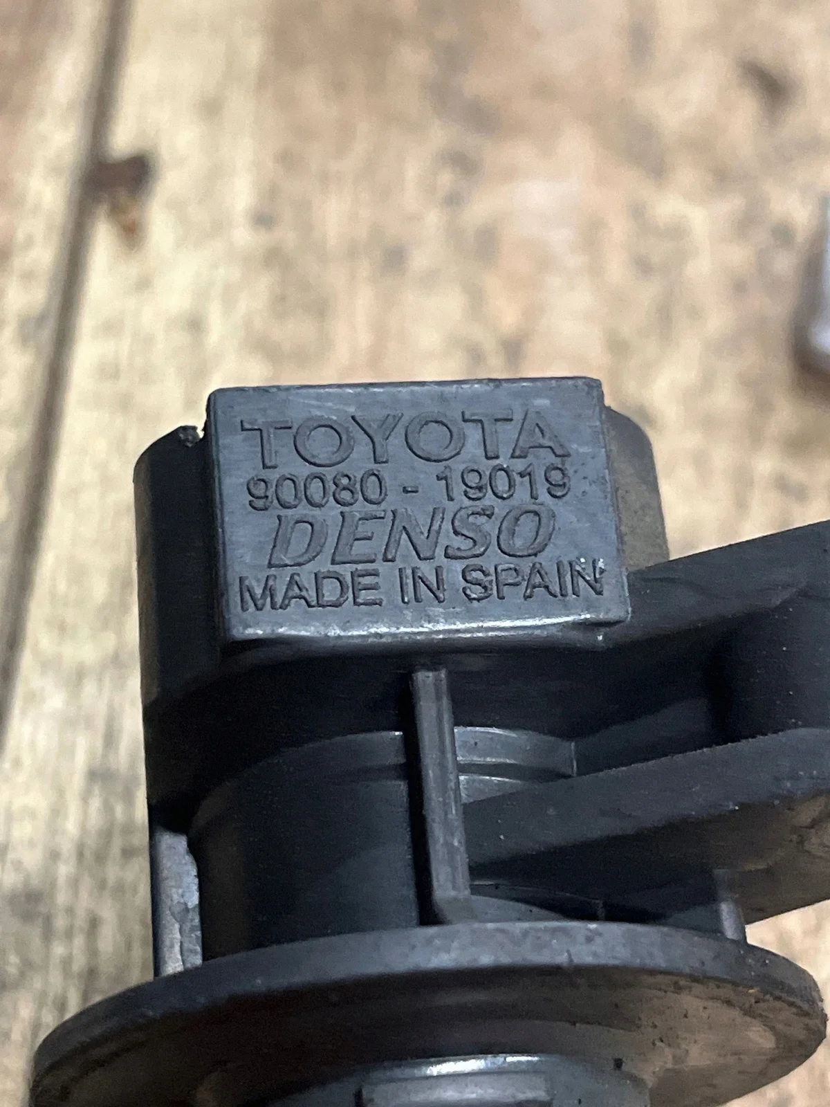 Ignition Coil for Toyota Avensis T25 T27 Corolla E12