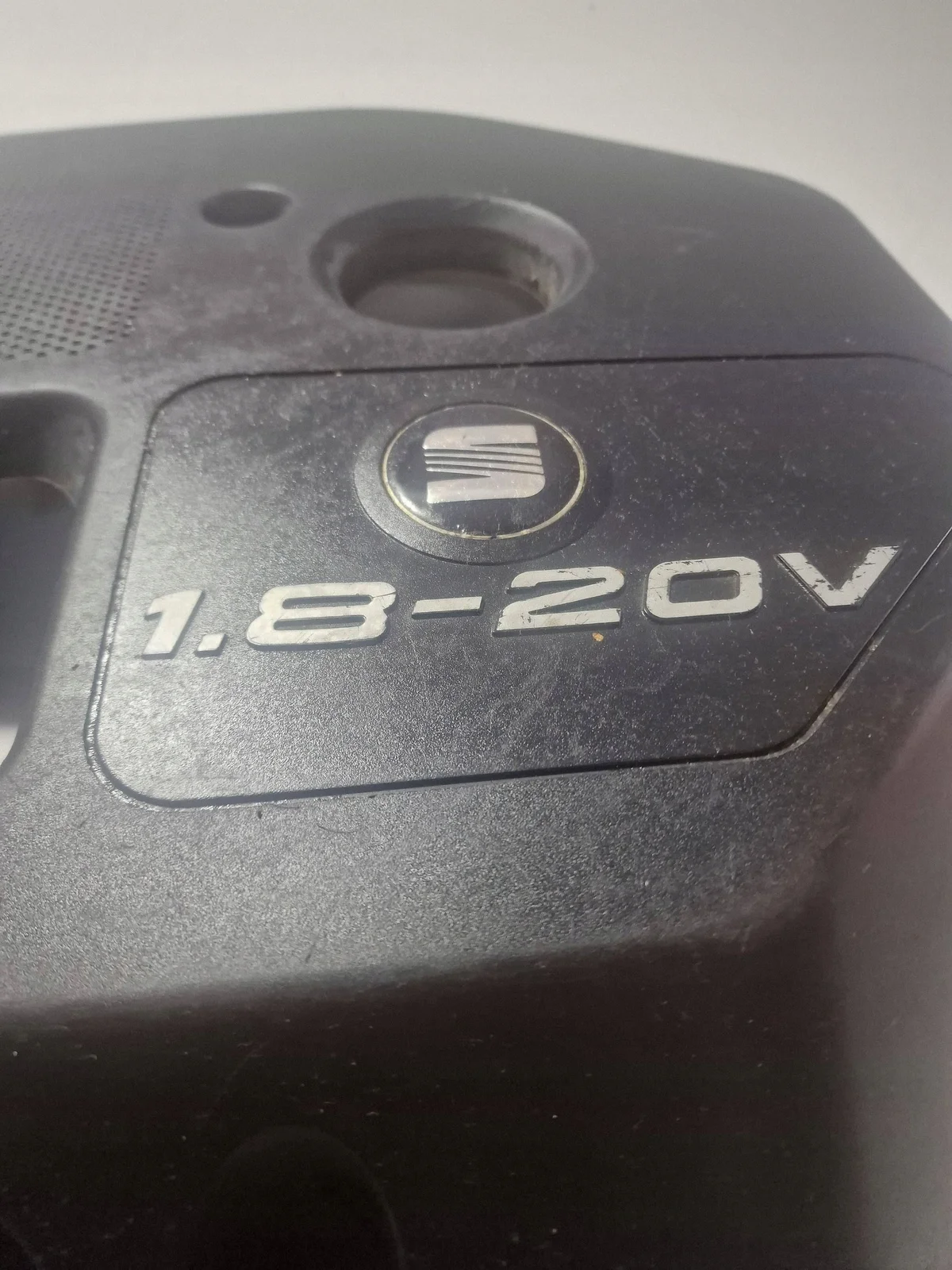 Couvre-culasse SEAT Leon Toledo 06A103925 image 3