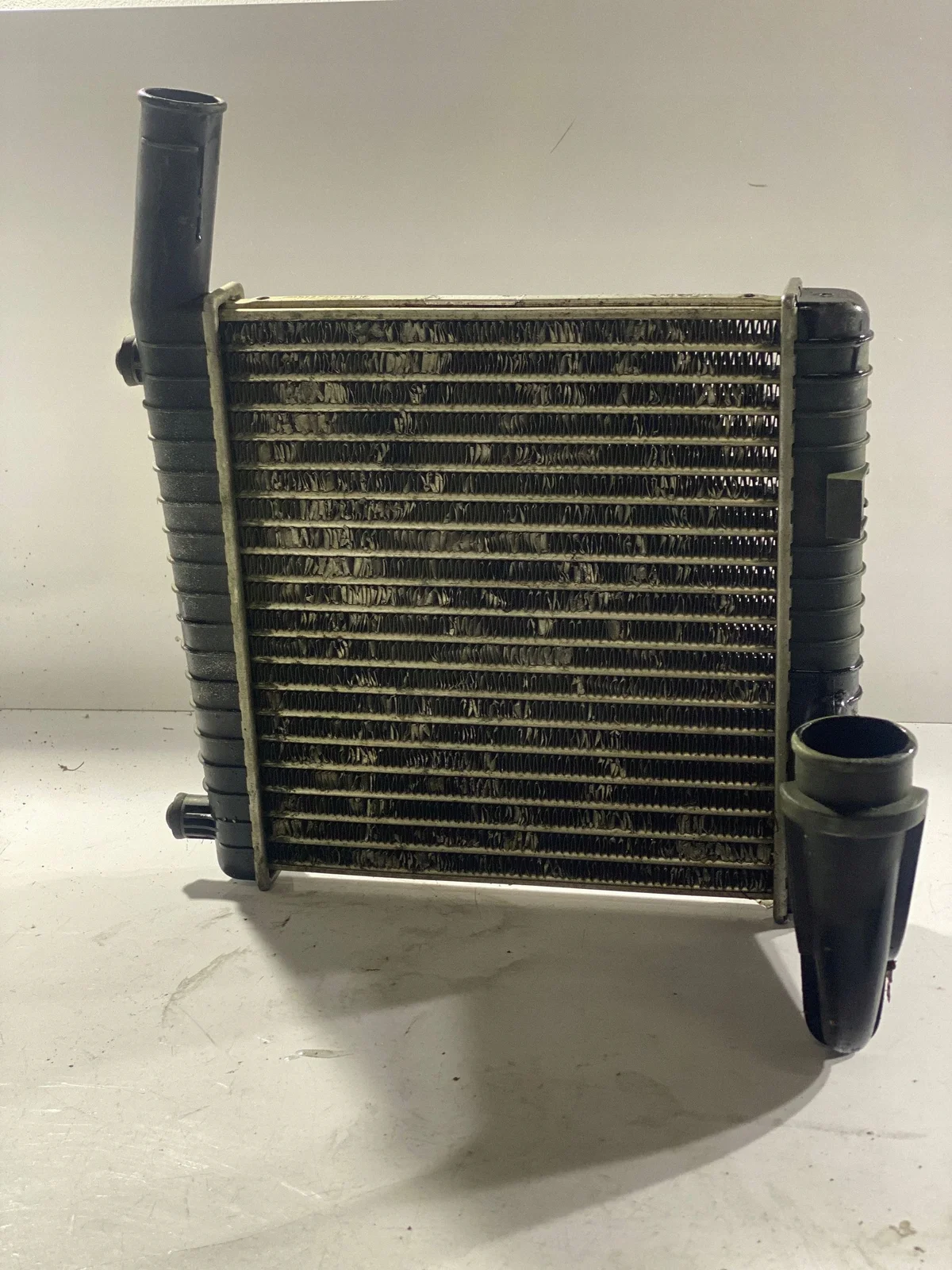 Intercooler Volvo 440 A56957 Gebruikt