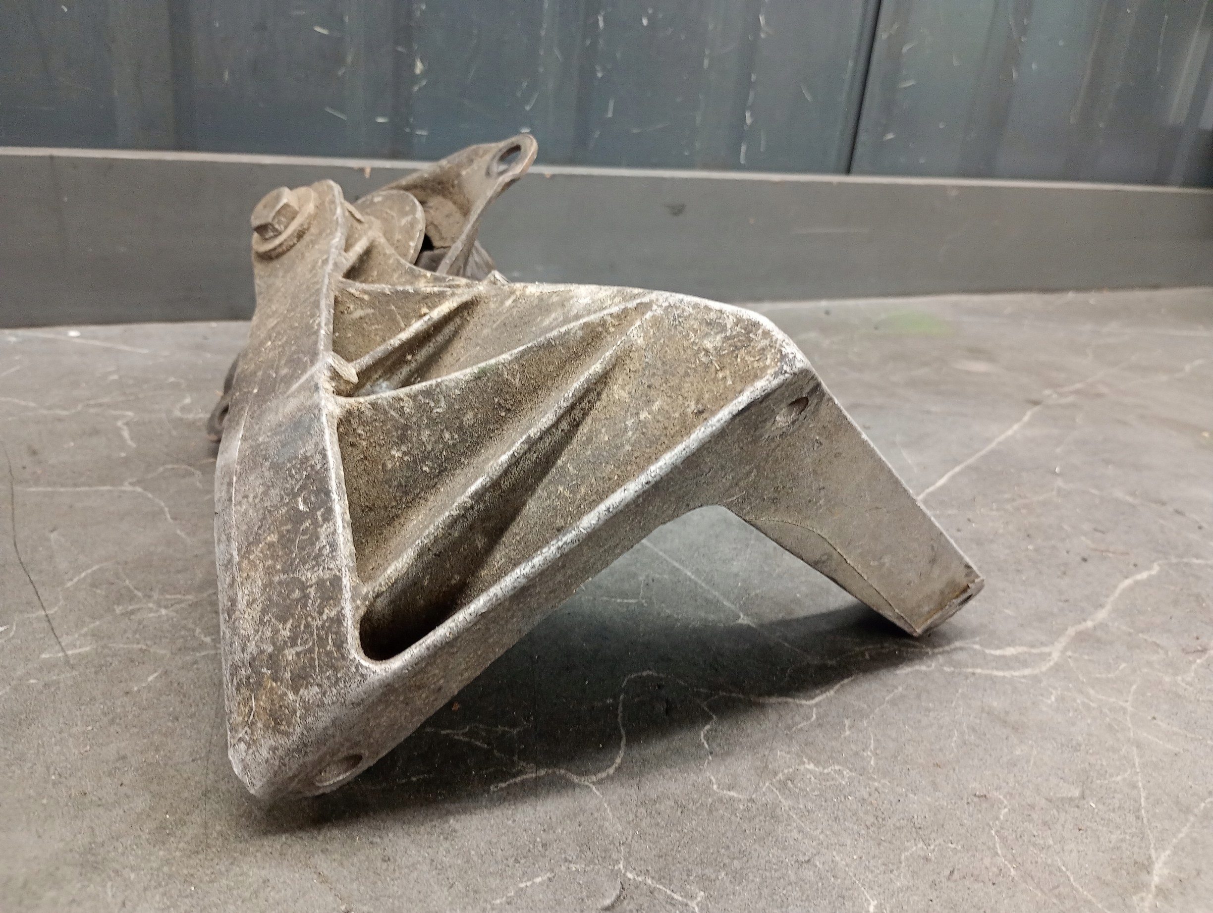 Support moteur VW Passat B5 443199308 image 6