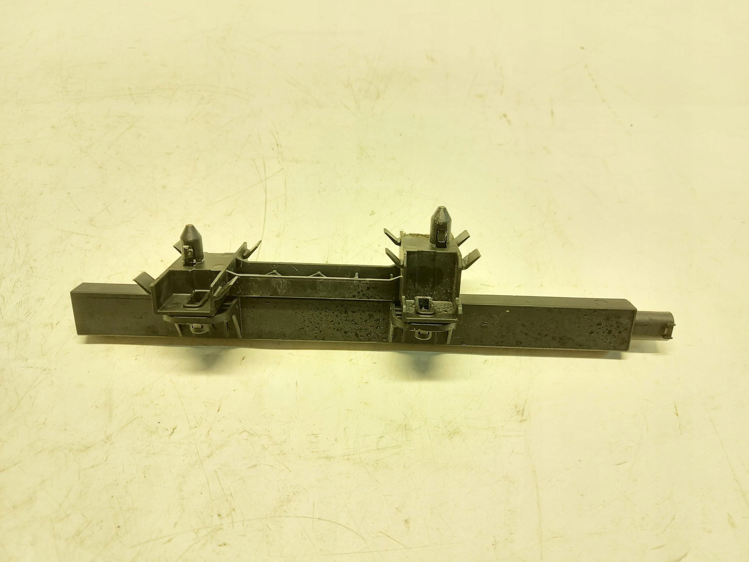 VW ID5 GTX Antenne Zugang 5WA962131C image 2