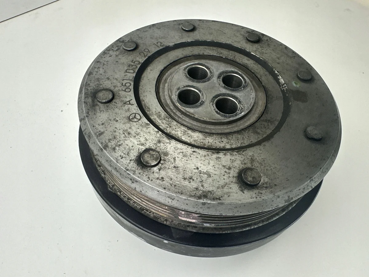 MERCEDES GLE W166 2.2 CDI Pulley A6510352912 image 4