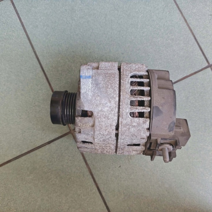 MERCEDES ALTERNATOR A KLASA 177 W177 A0009068206