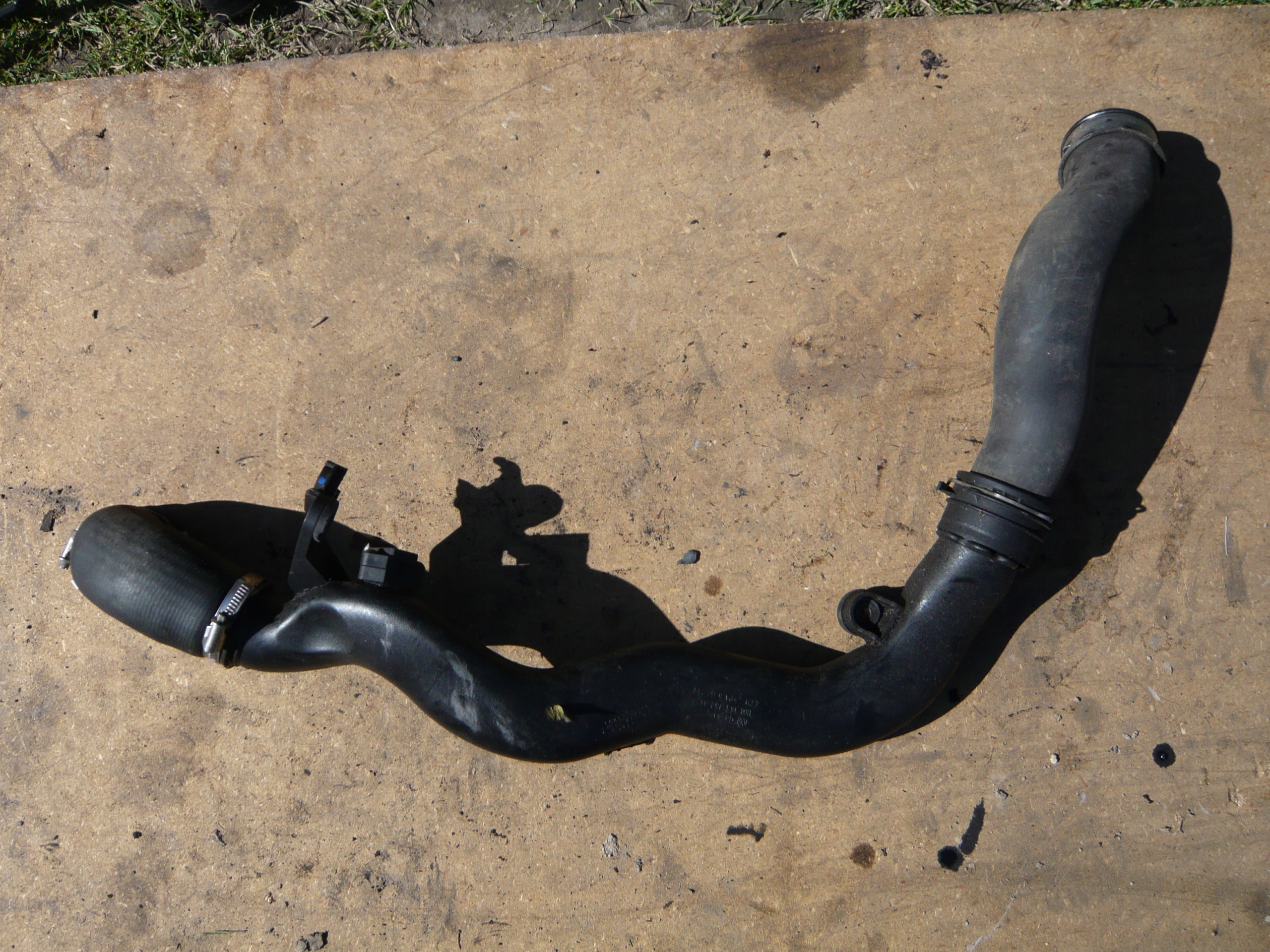 VW Golf V 1.4 TSI Conduit Intercooler 1K0145762BL image 2