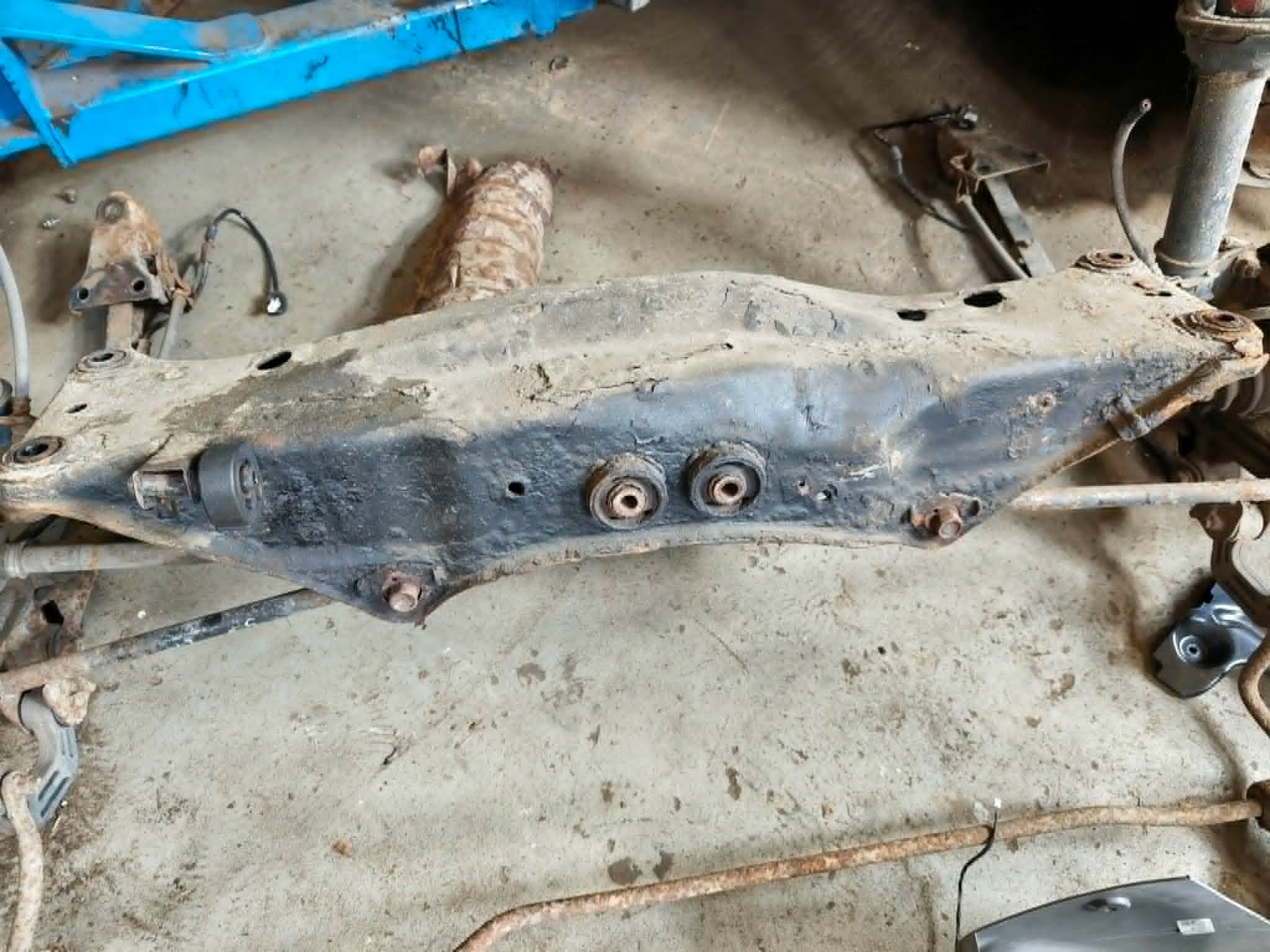 Rear suspension crossmember Subaru Forester Impreza GC 20151FA113
