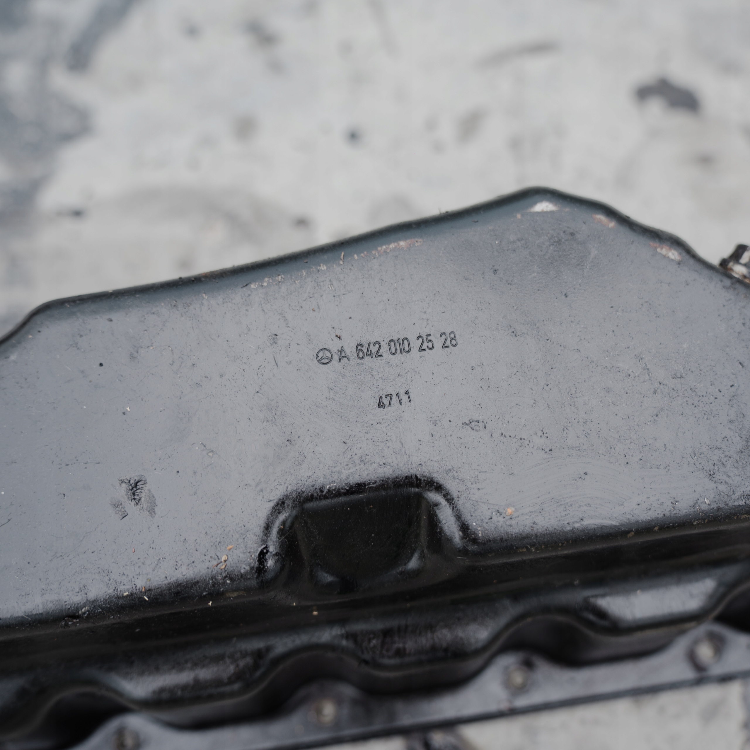 Oljetråg Mercedes OM642 3.0 CDI V6 A6420102528 original OEM