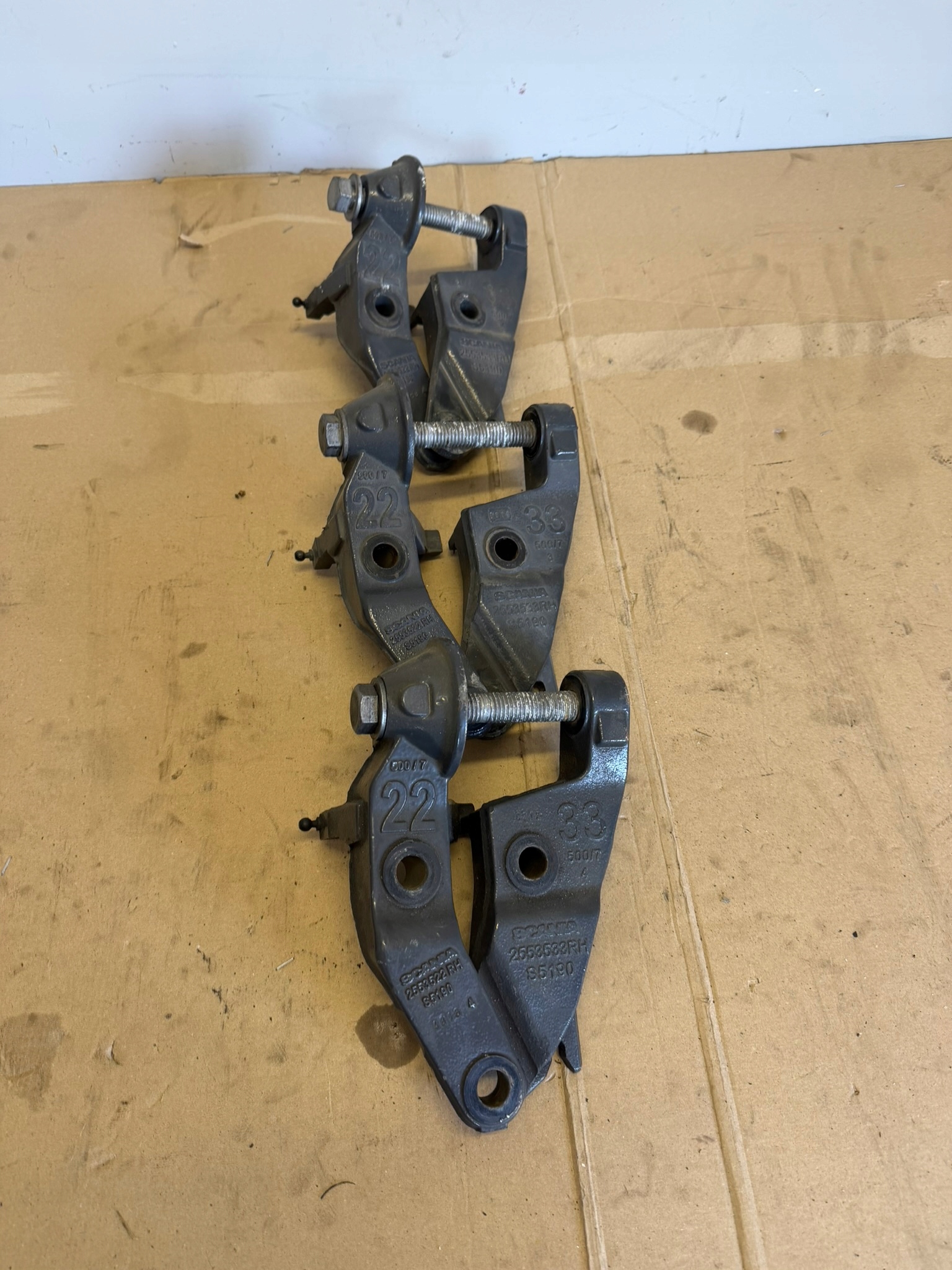 Support cabine Scania RS 2553522 2553533 image 2