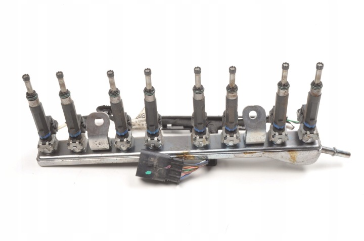 RENAULT CLIO V 1.6 E-TECH FUEL RAIL INJECTOR 240118244S