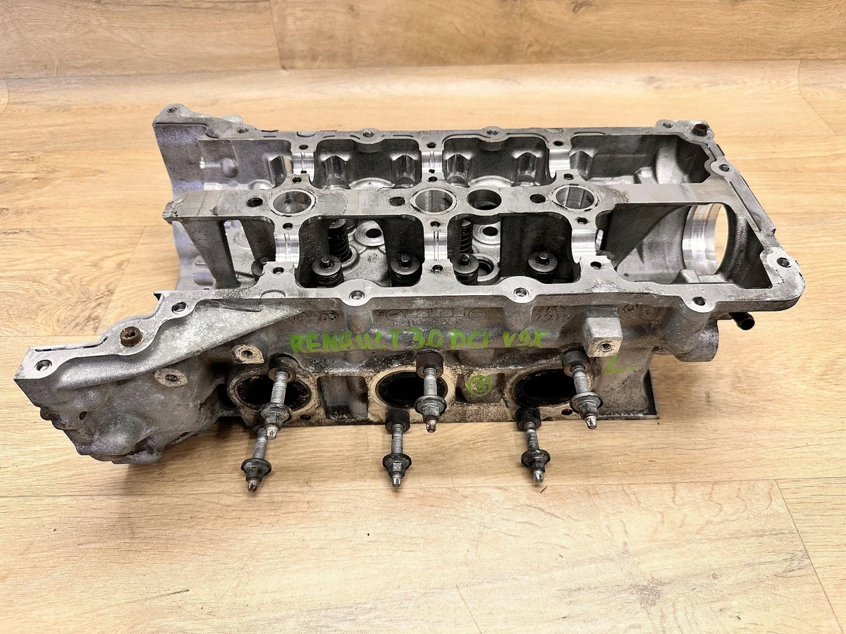 Renault V9X Zylinderkopf links 8200816687 image 3