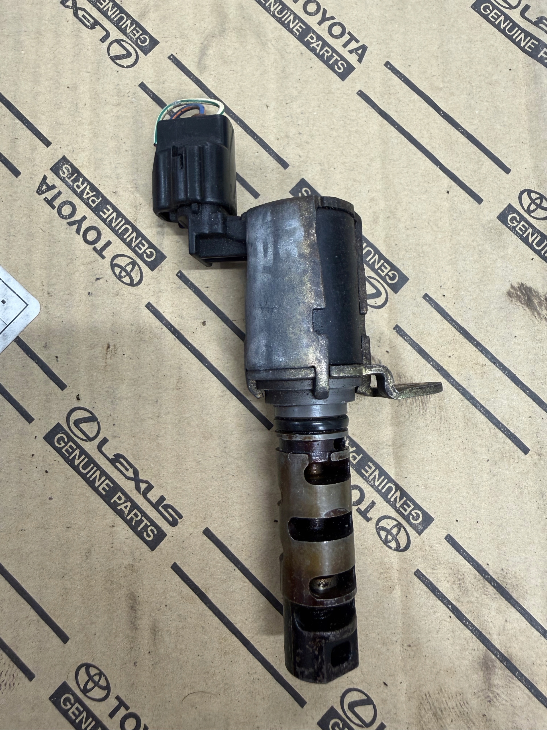 Fasgivare VVTI Toyota 2.0 2.4 Bensin 15330-28020