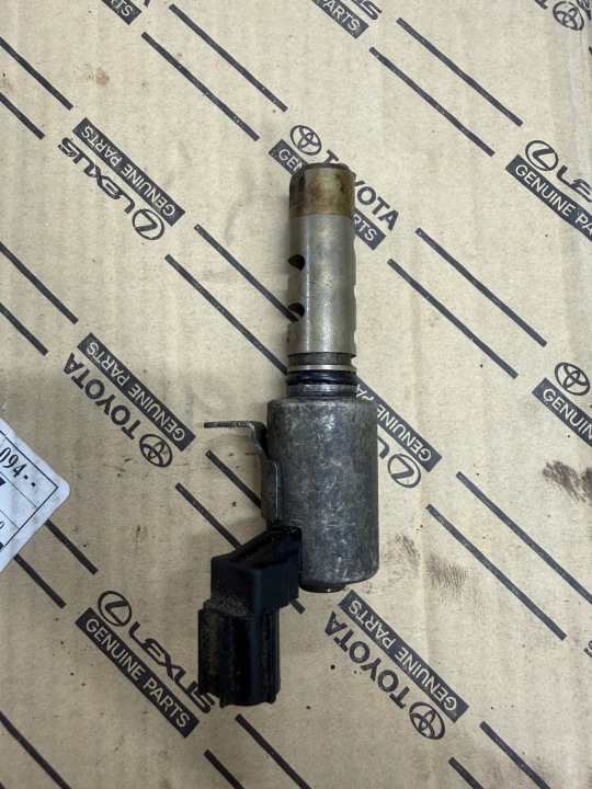 VVT-i Nockenwellensensor Toyota Yaris 1,5 99-05. Nr. 21010-0100