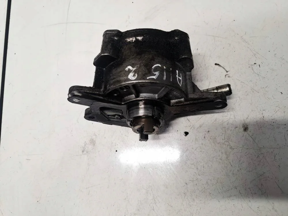 Used Mercedes-Benz R-Class Brake Vacuum Pump 64223065