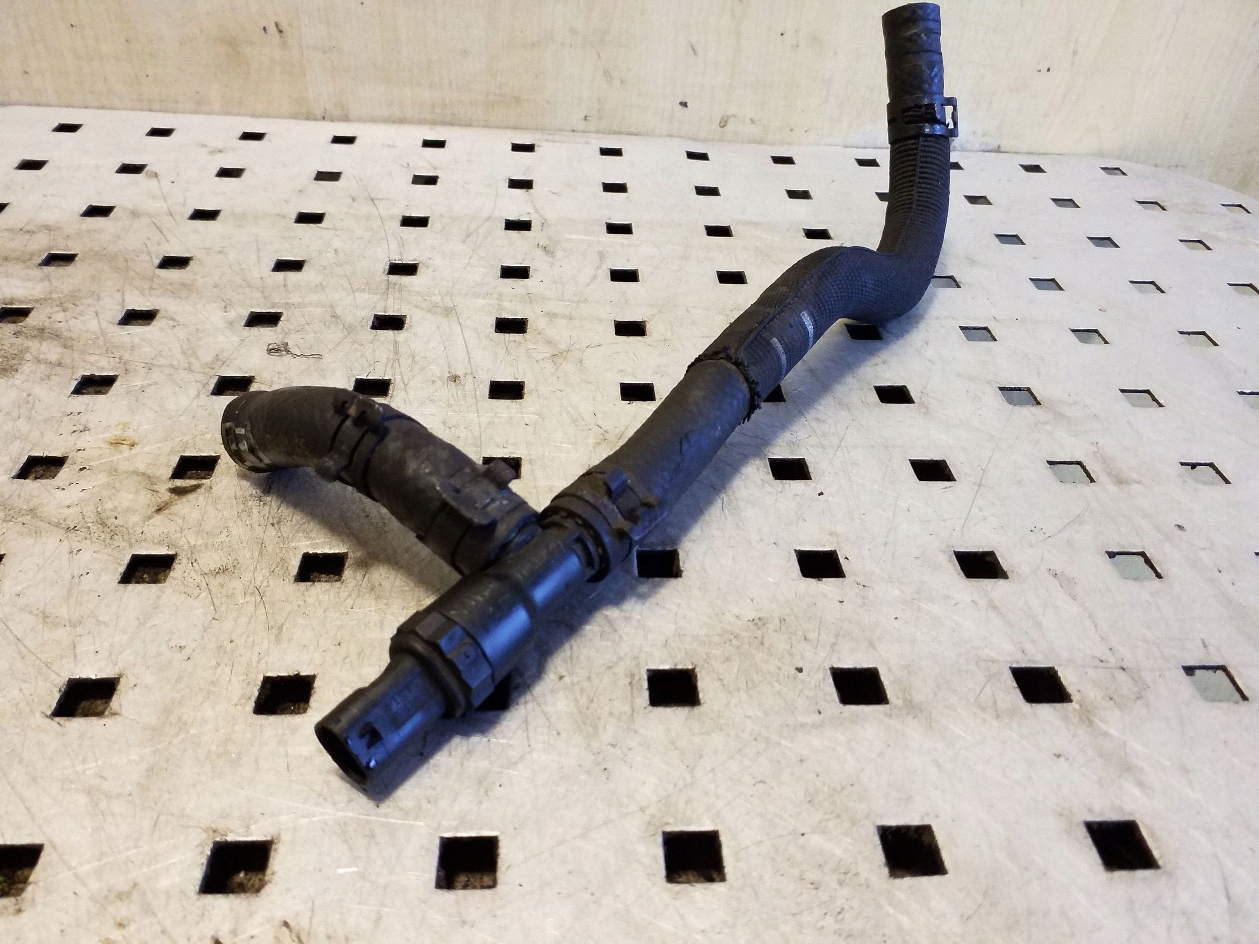 Sensor Temp. Combustible VW Seat Audi 04L919565 image 4