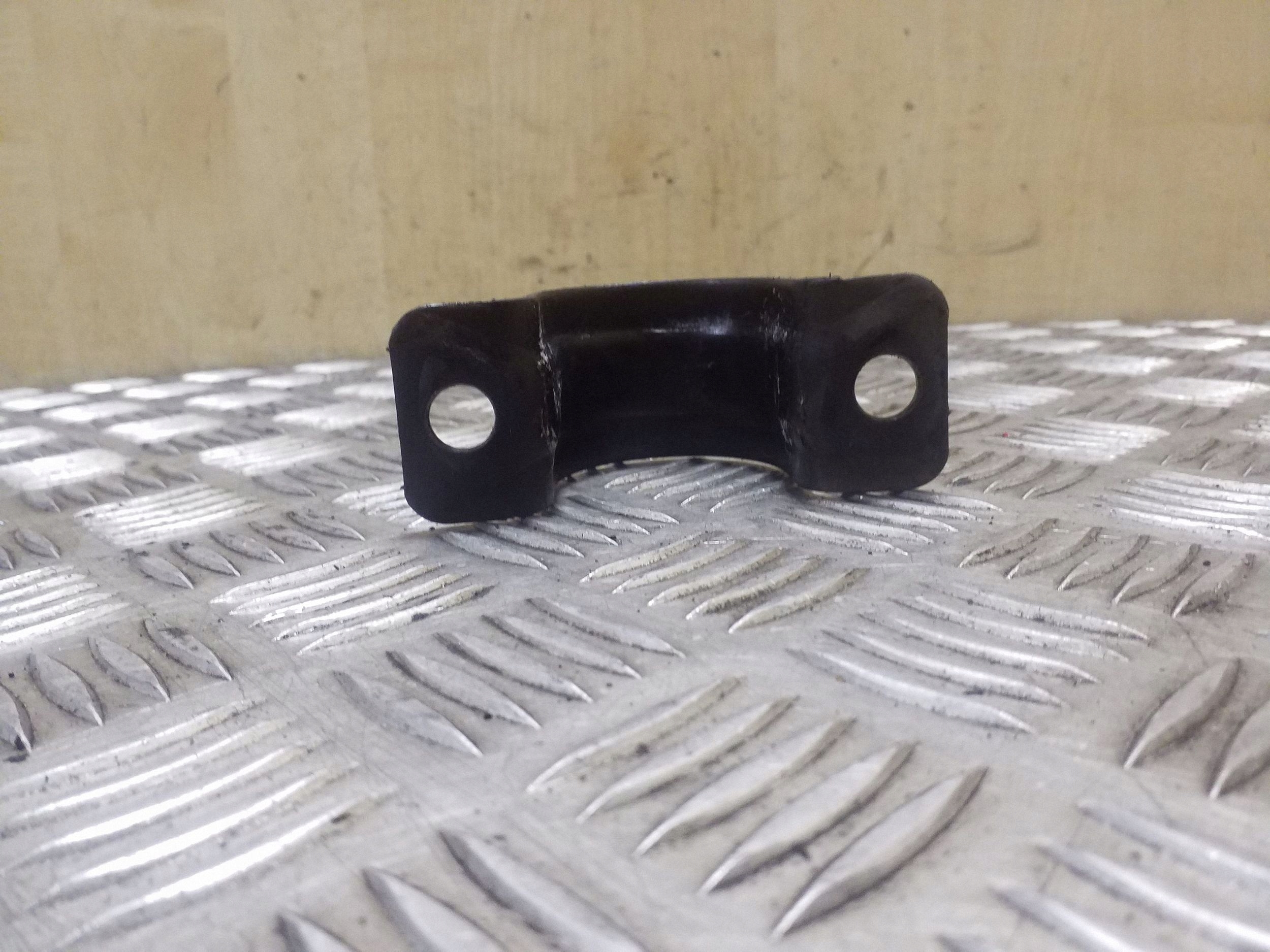 Opel Antara etummainen vakaimen kiristin, OEM VAL134696
