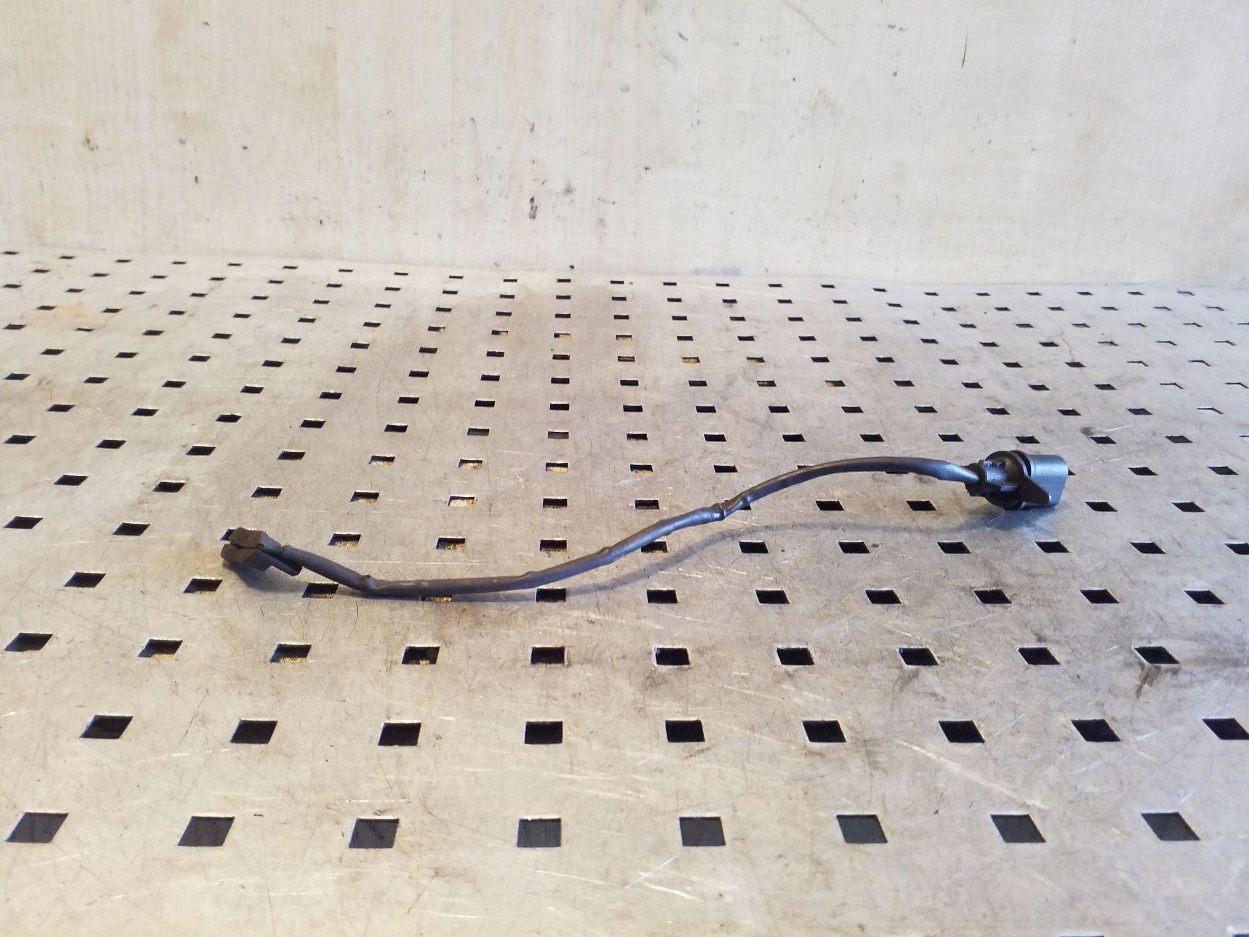 Sensor de Desgaste de Pastilhas Dianteiro Esquerdo Audi A6 C7 image 3