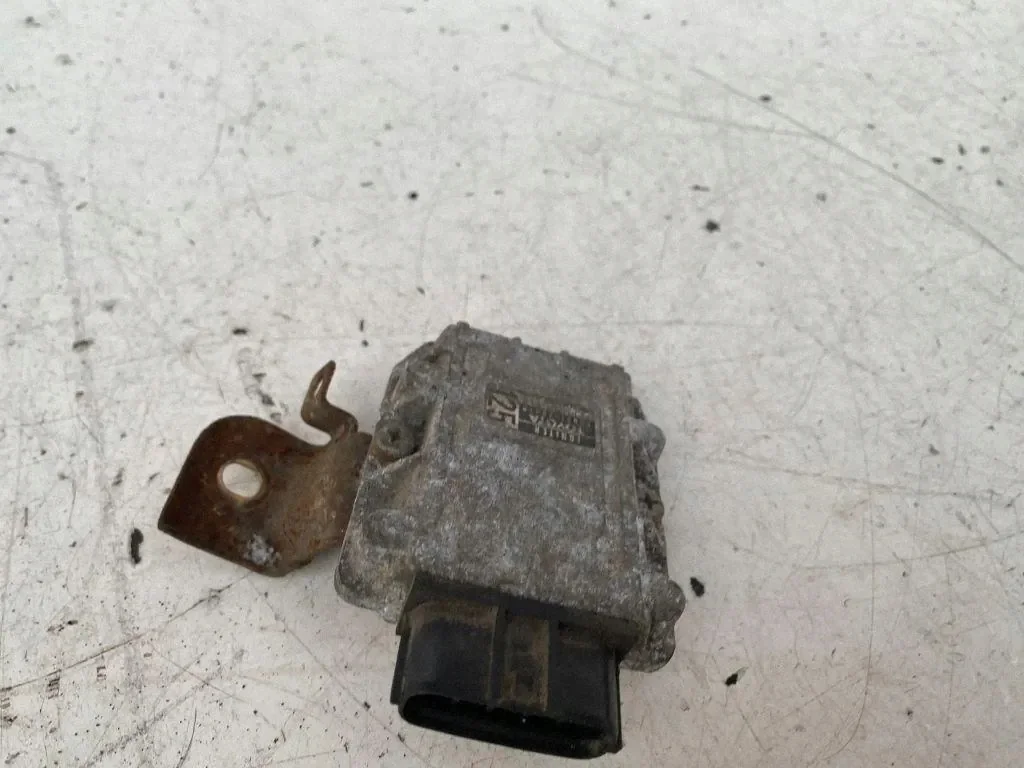 Module d'allumage Toyota Carina E 8962130010 image 5