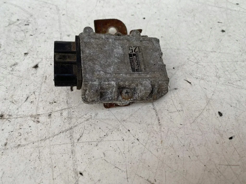 Module d'allumage Toyota Carina E 8962130010 image 7
