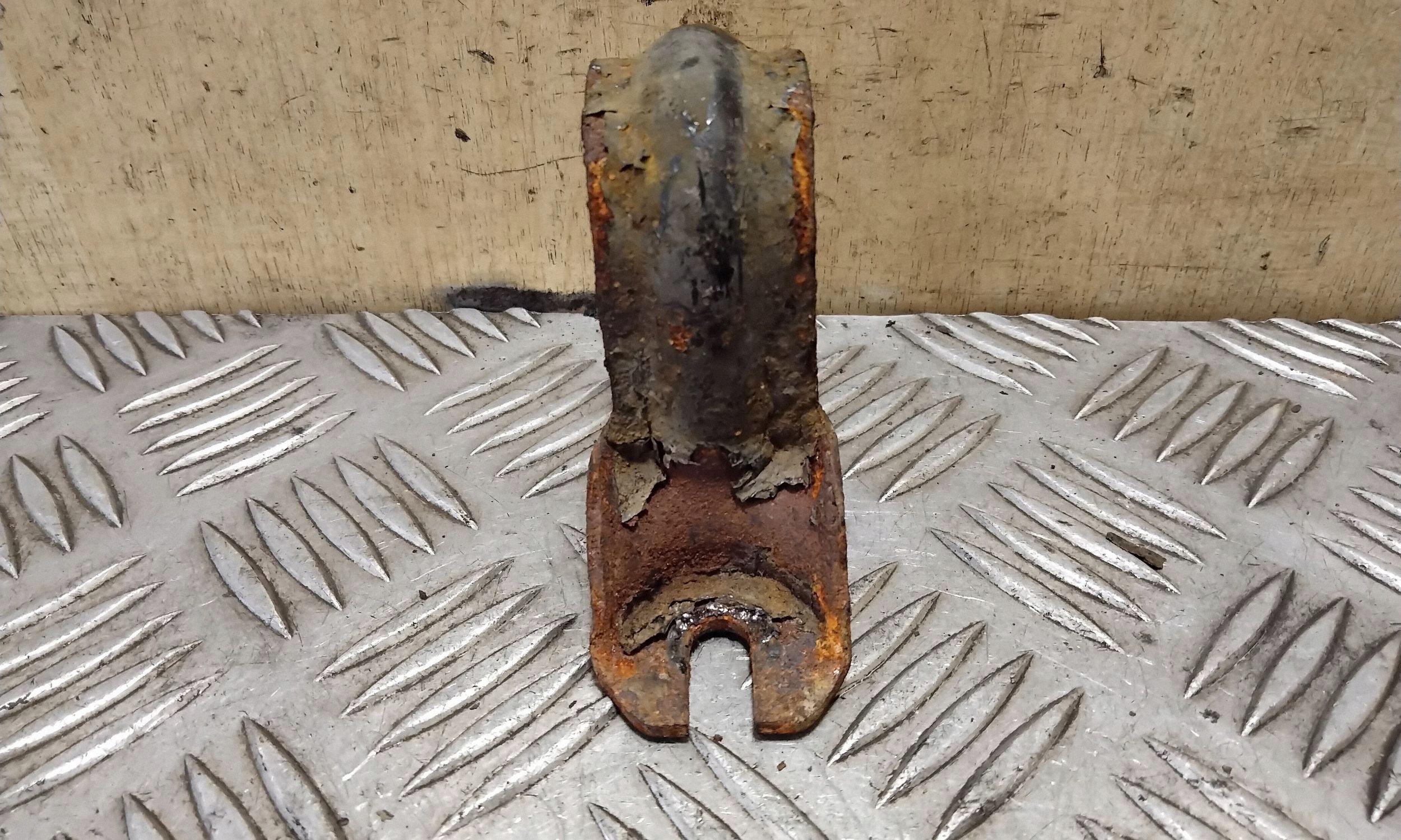 Nissan X-Trail T31 Stabilisatorfäste Fram VAL157866 image 4