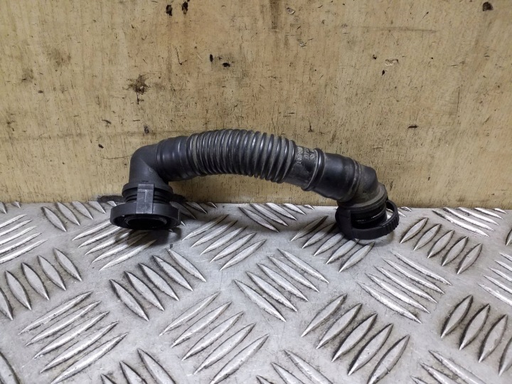 Volkswagen OE 03L103493 rura odmy cba