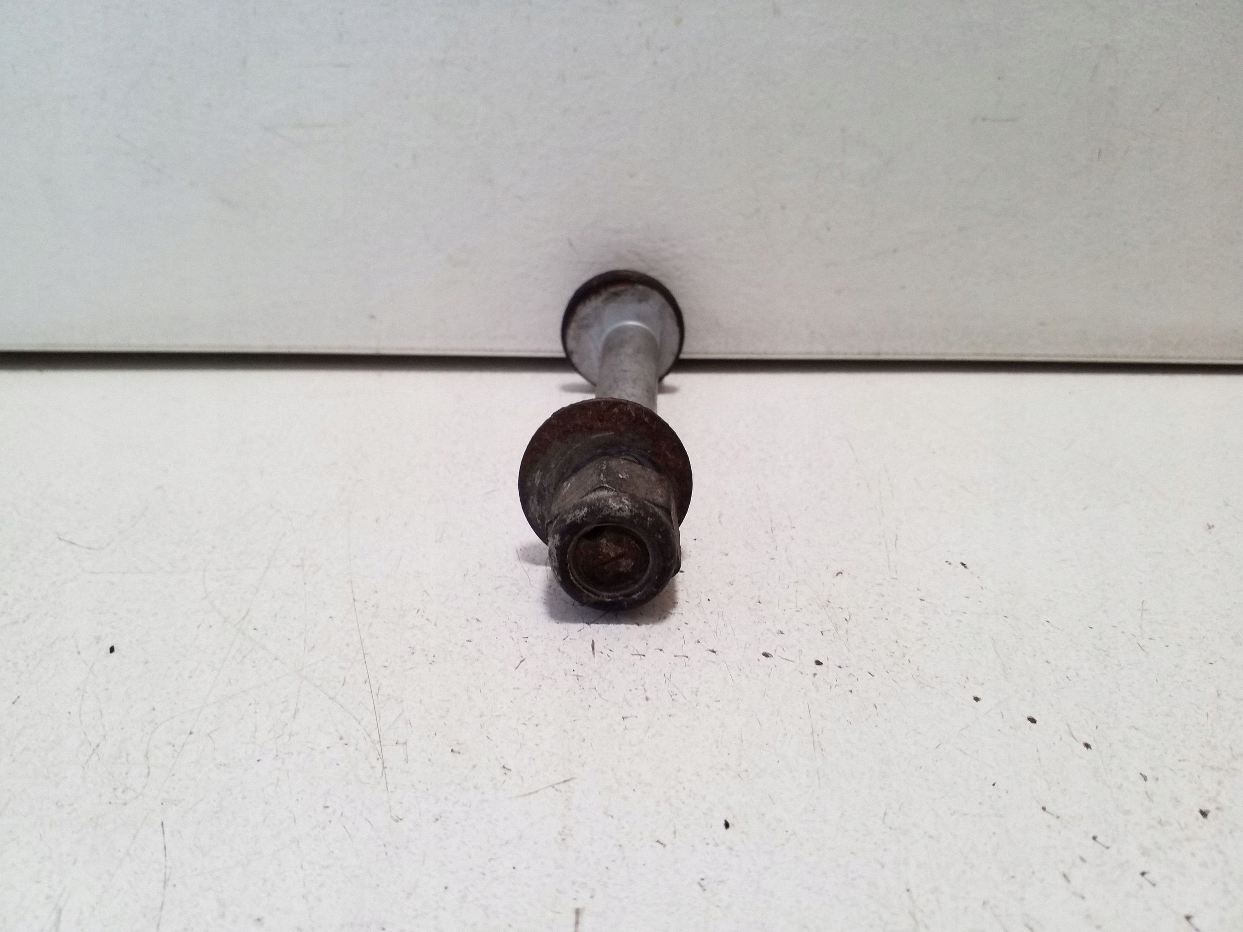 Jaguar XJ X351 Front Suspension Eccentric Bolt OEM VAL285367