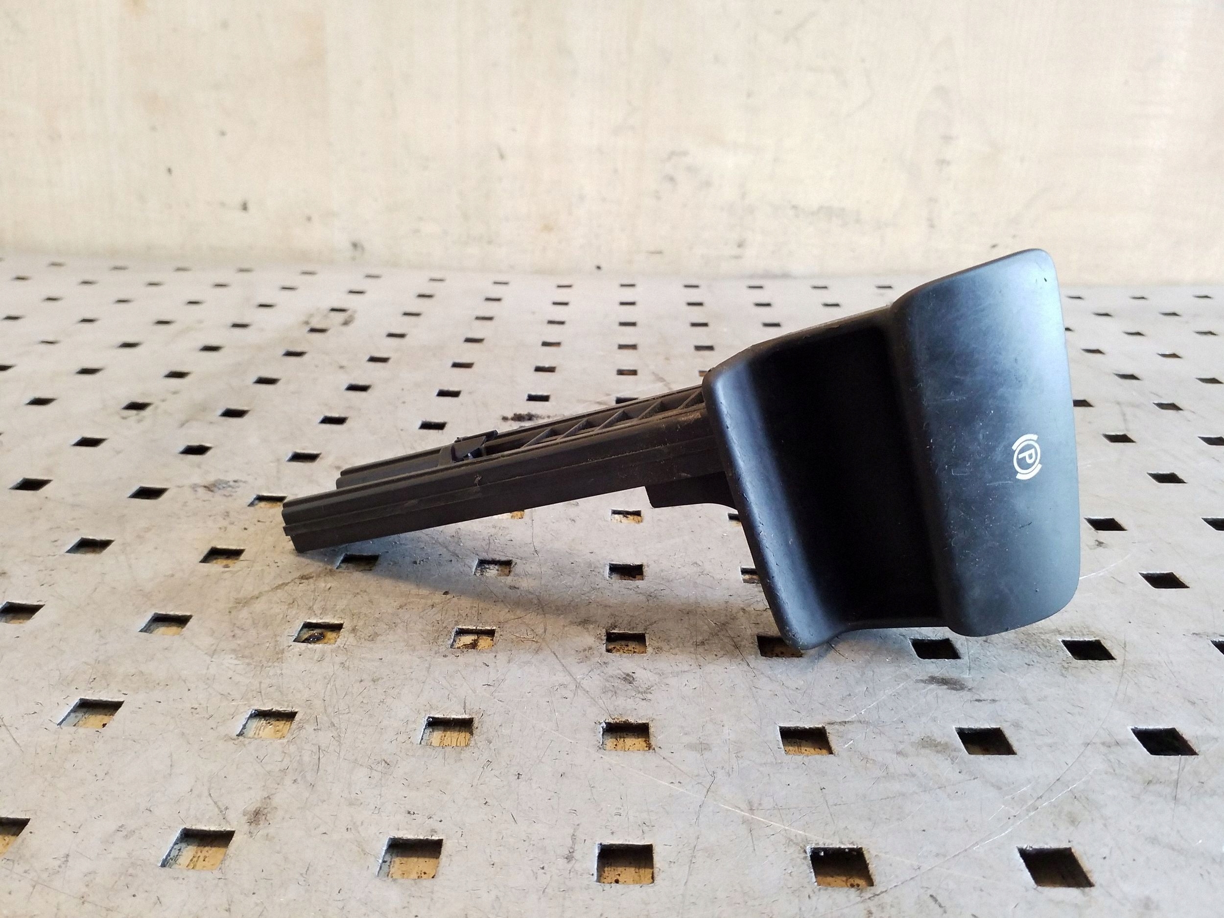 Handbromshandtag Audi Q7 4L 4L2711878 Begagnad image 3