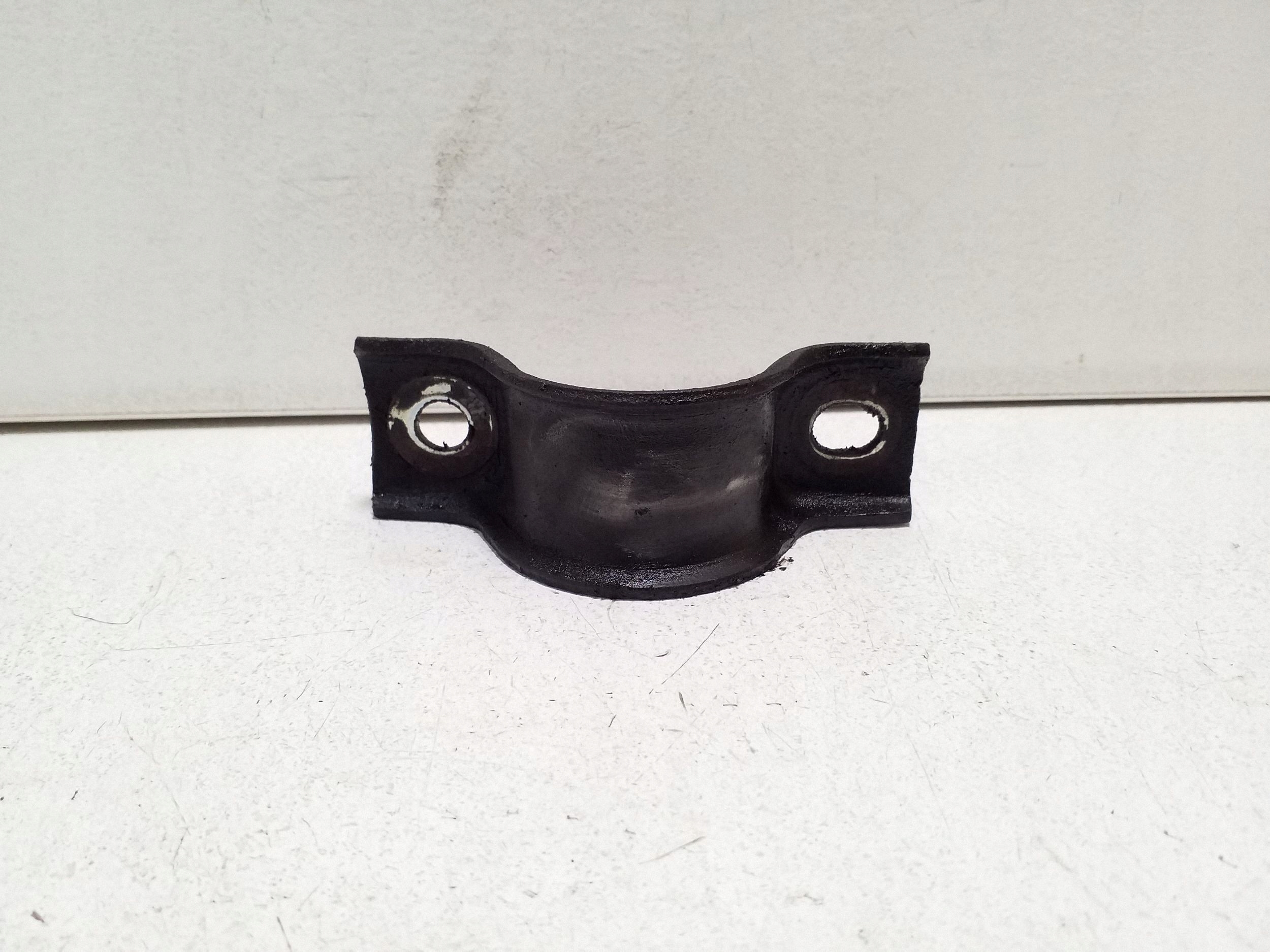 Mitsubishi L200 främre stabilisatorclips OEM VAL271866 image 2