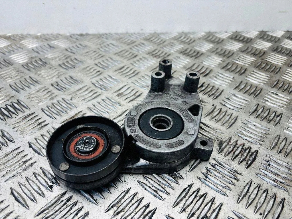 Spanrol voor Audi A6 Avant (4A, C4) 2.5 TDI 054903133A image 2