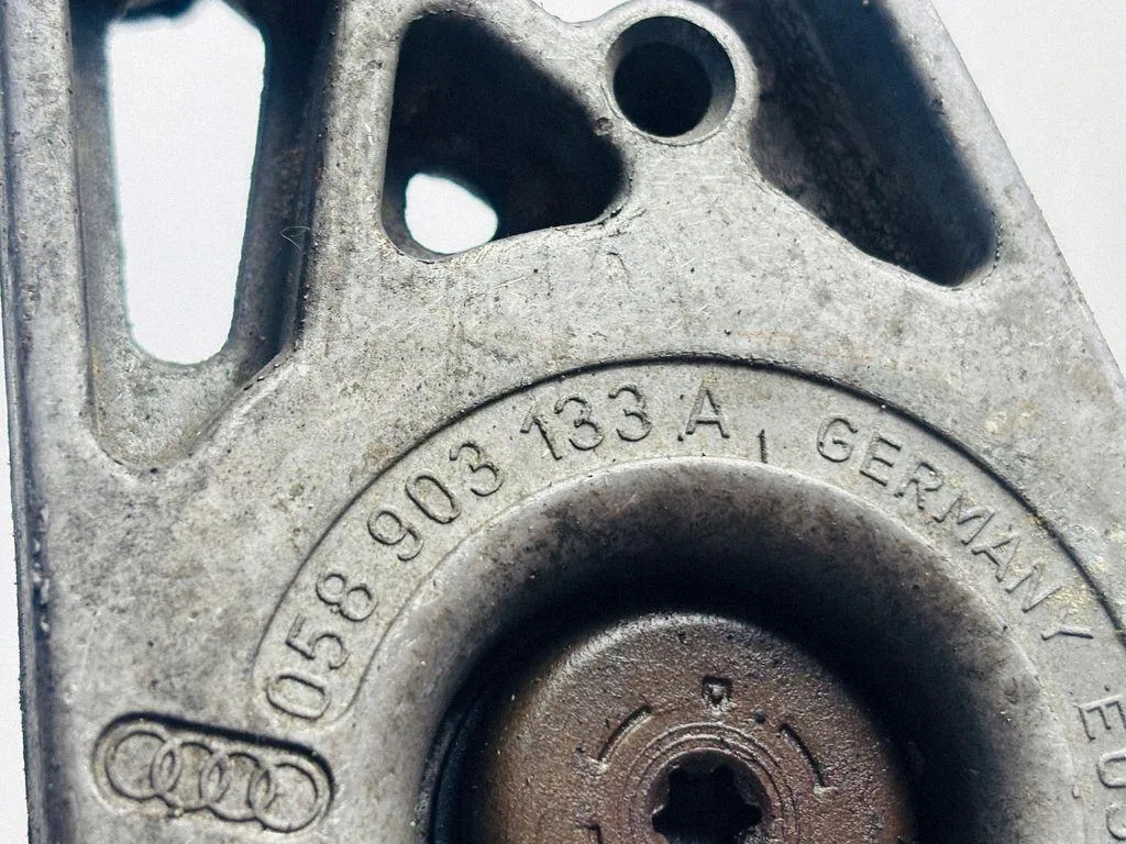 Spännare för generatorrem Audi A6 058903133A image 3