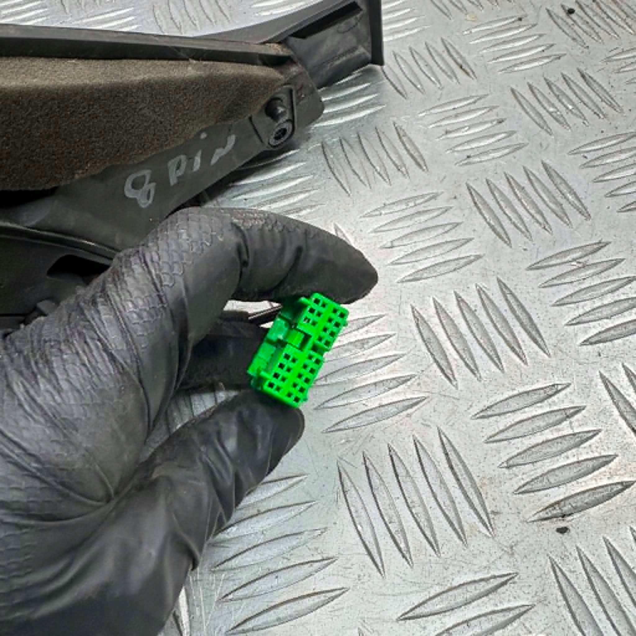 Vasen ulkopeili V70 III S80 II 8-pin image 6