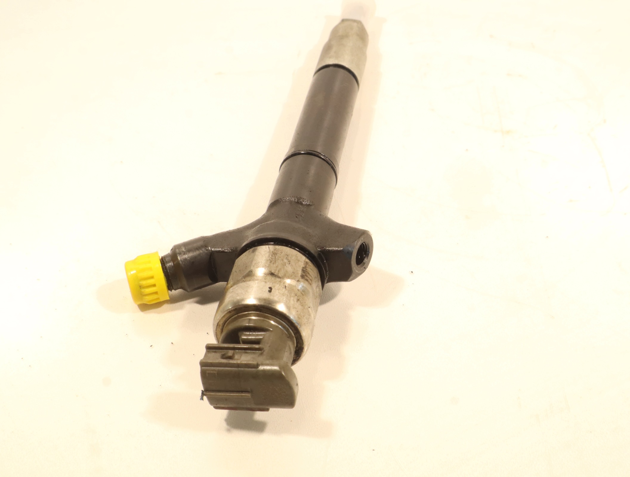 Ruiskutussuutin Toyota Avensis T25 23670-0R050