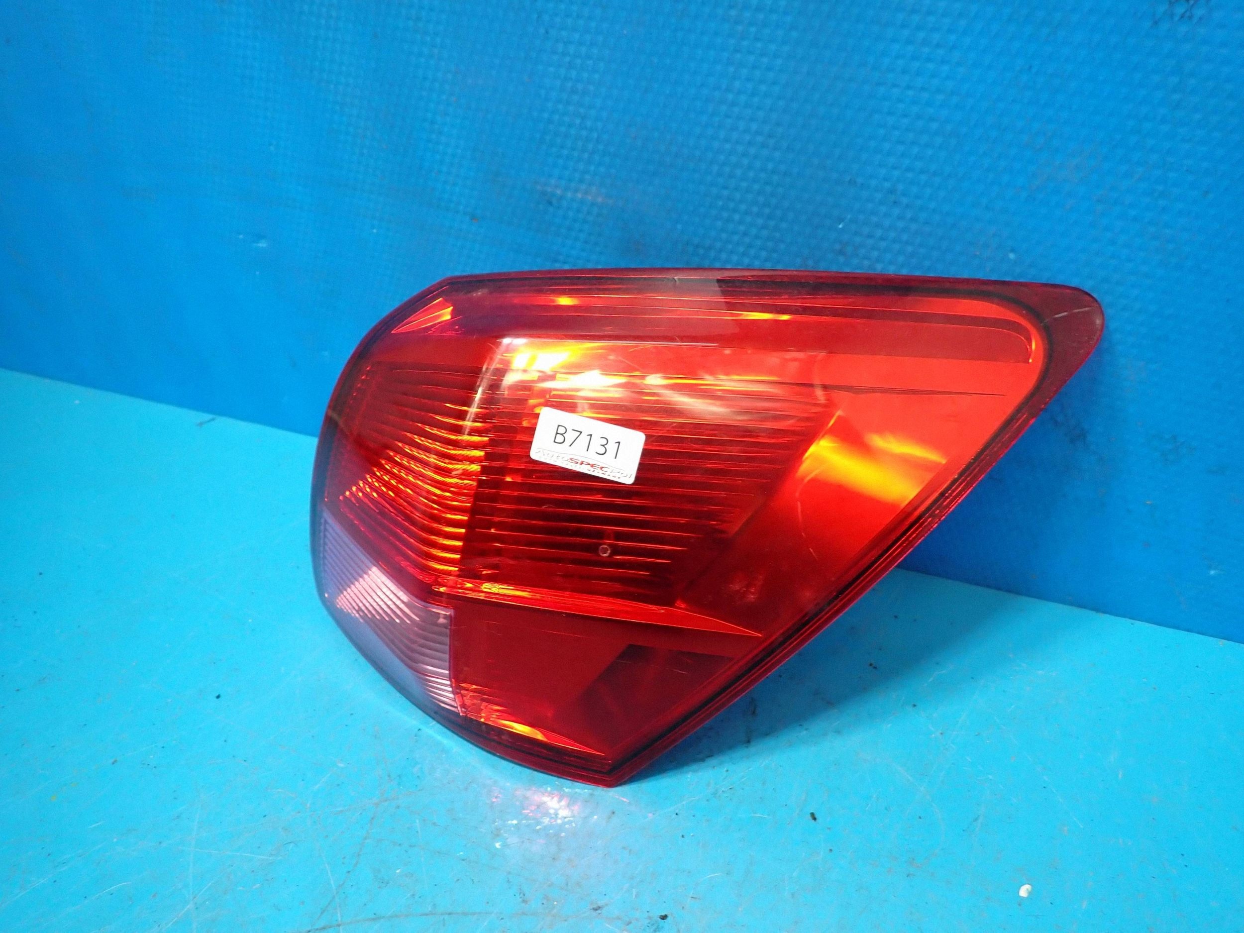 Nissan Qashqai J10 Heckleuchte rechts OEM 26550JD000 image 3