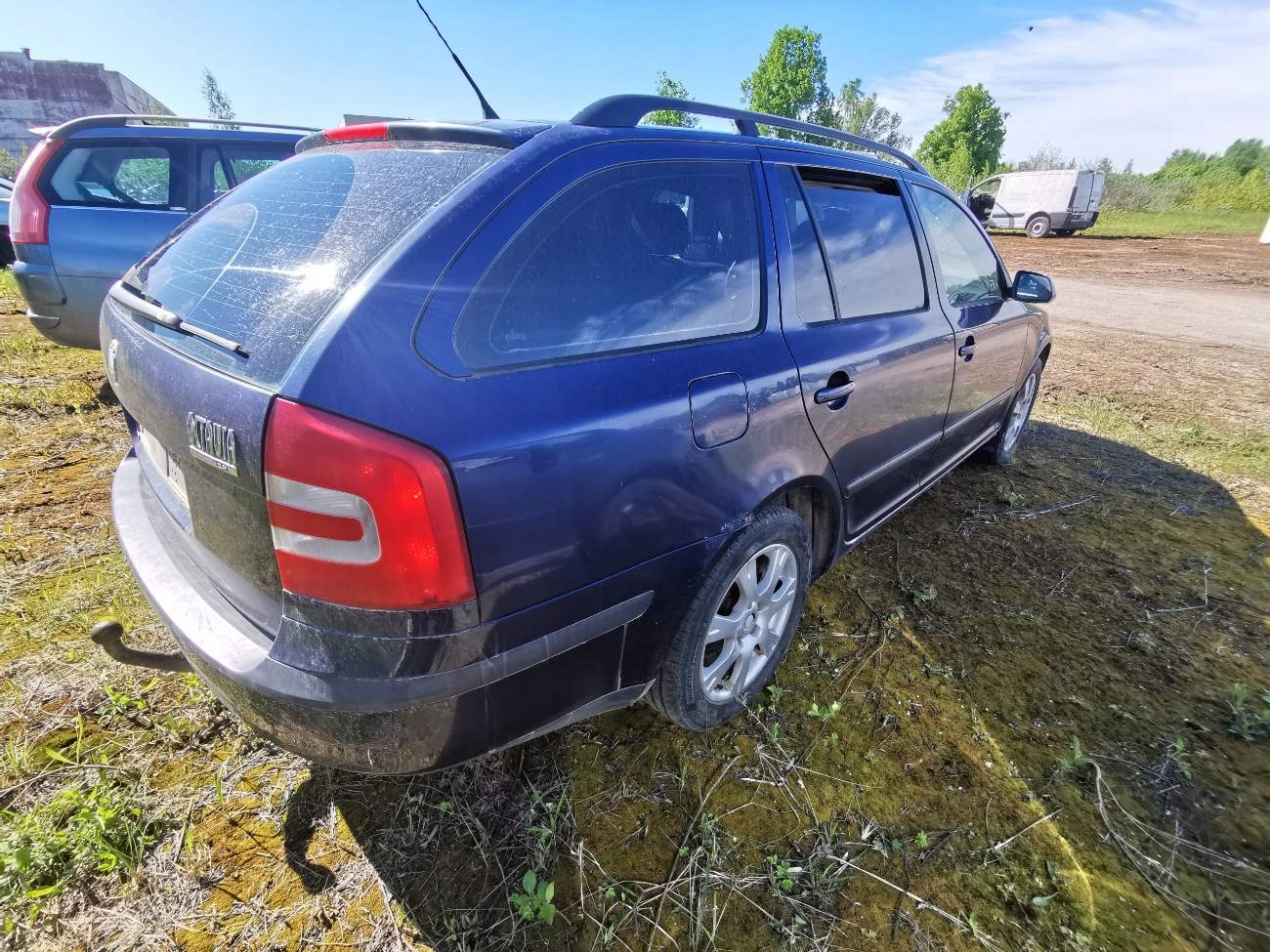 Skoda Octavia Türschloss - hinten links 2005 1.6L 7L0839015 image 7