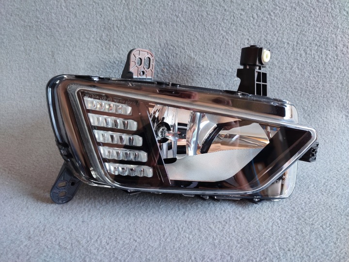 VW POLO VI 2G 2G0 halogeeni etu vasen LED DRL 2G0941661C