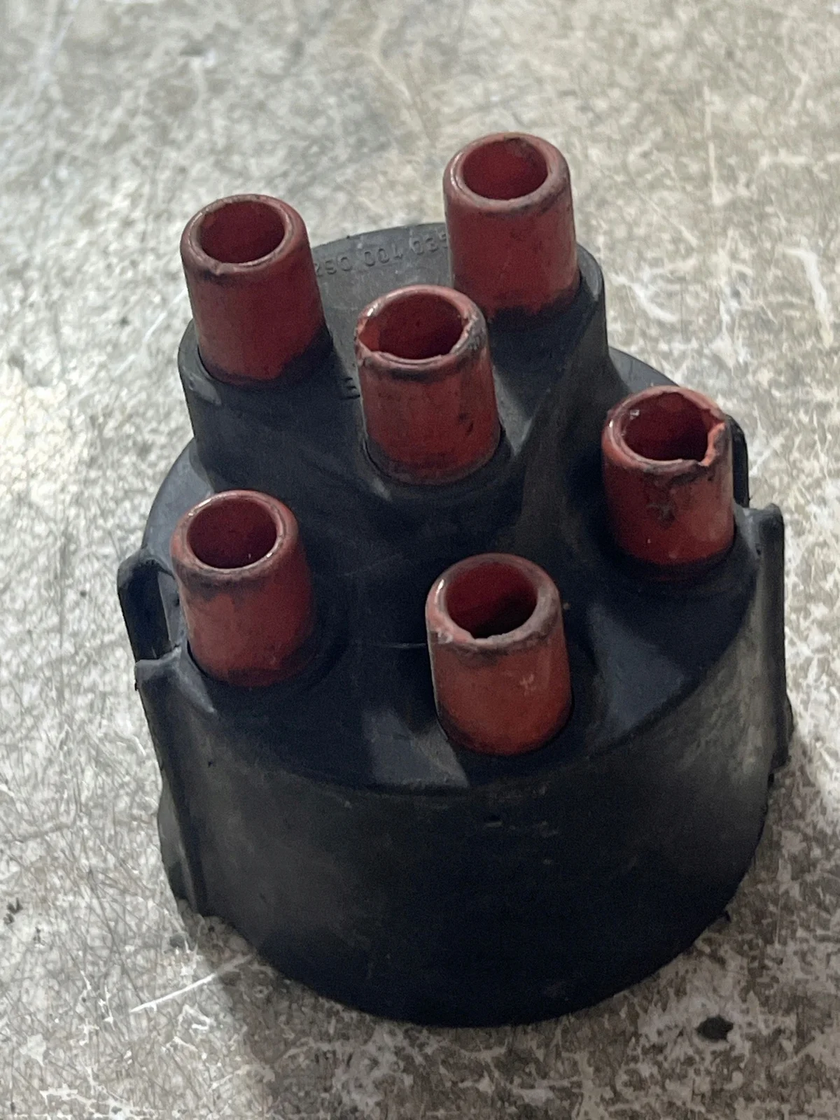 Audi 80 90 B3 Ignition Distributor Cap Used
