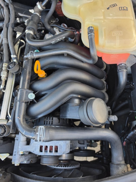 Coletor de Admissão 06B133210AF VW Passat B5 FL 1.6 ALZ