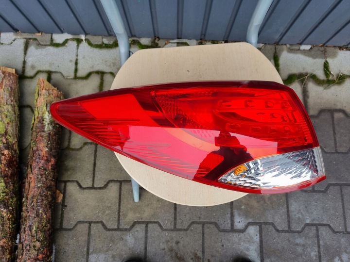 HYUNDAI IX35 10-13 VASEN TAKAVALO LOKASUOJAAN EUROOPPA