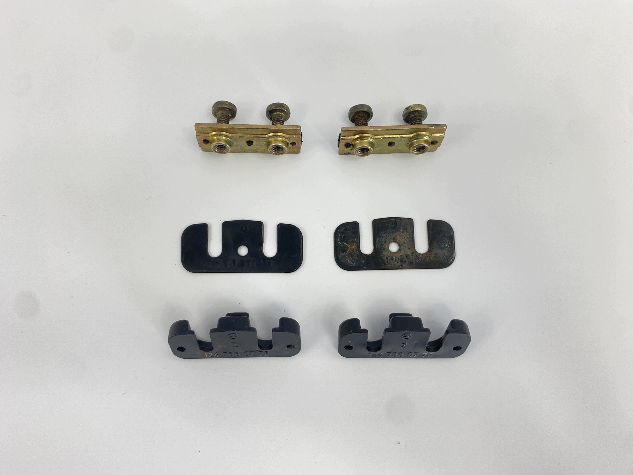 Verschluss Heckklappe Mercedes S124 W124 Kombi OEM 1247660776 image 5