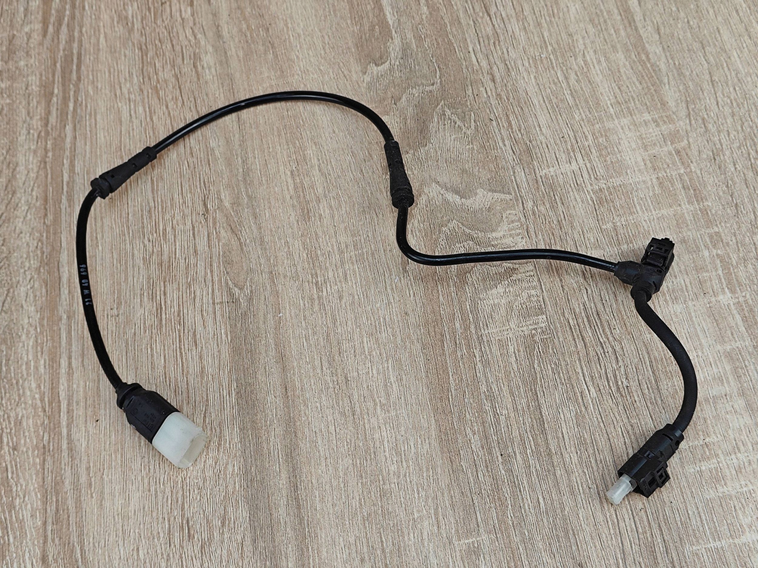 BMW G30 G31 G16 vasen etuadapteri 6869073 image 2