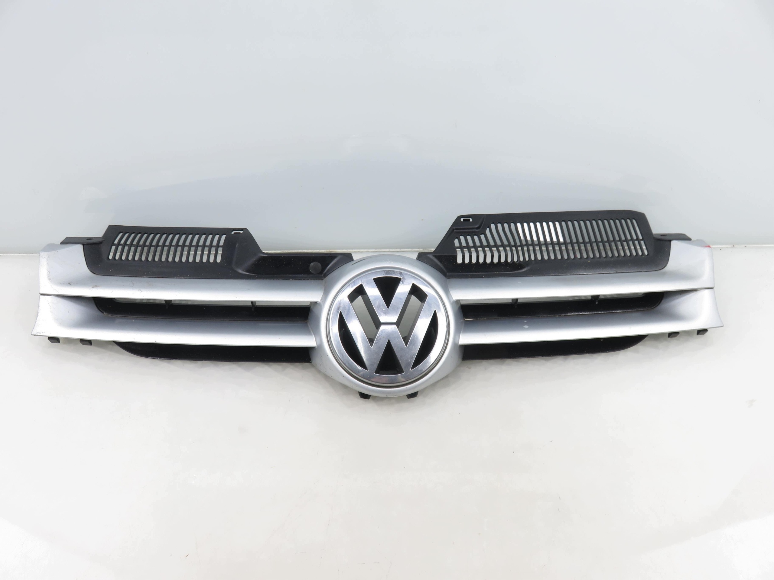 Grille Insert VW Golf V (1K1) 1K0853655A image 2