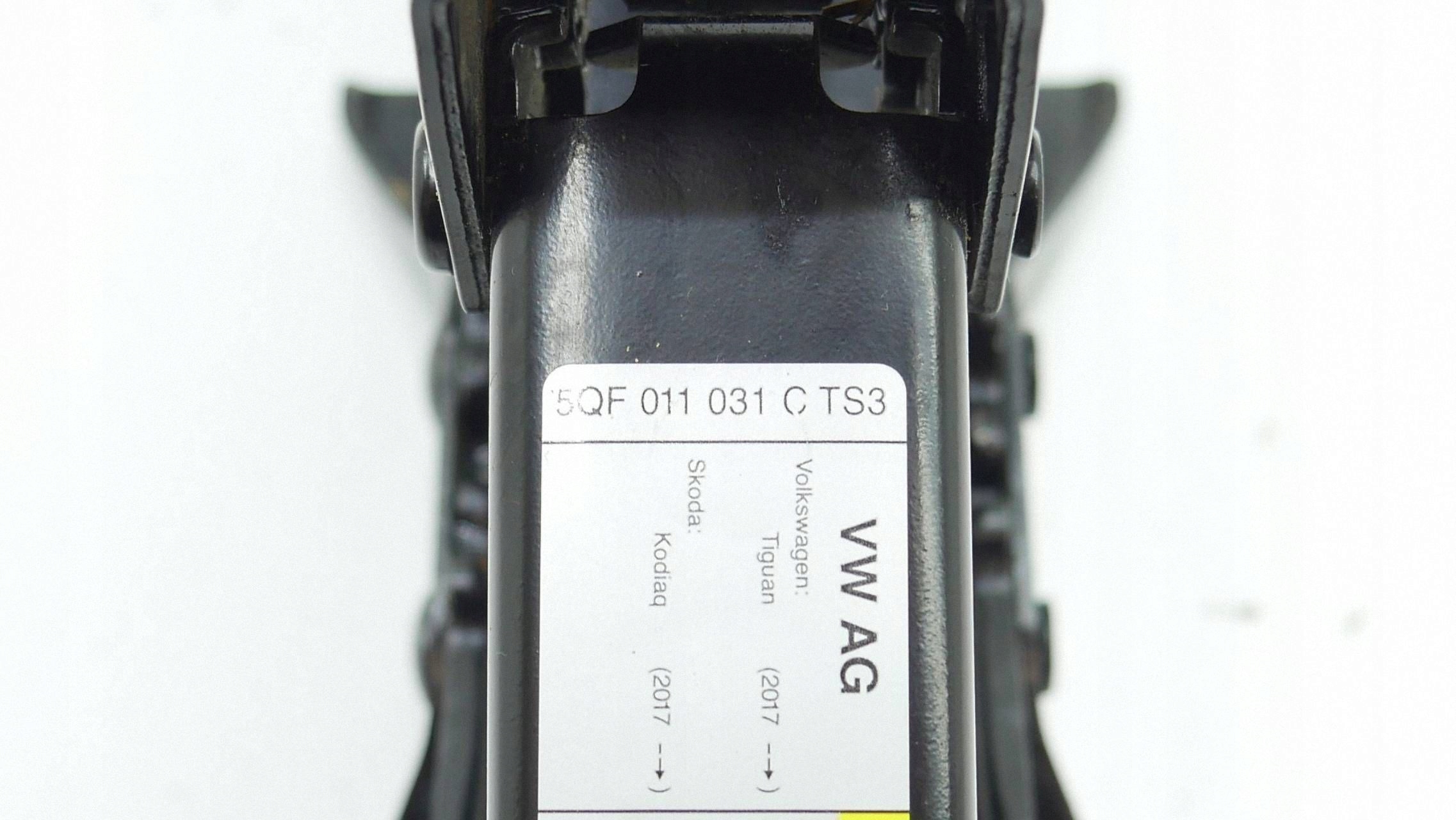 Wagenheber VW Tiguan II Q3 F3 5QF011031C OEM WAH44027 image 3