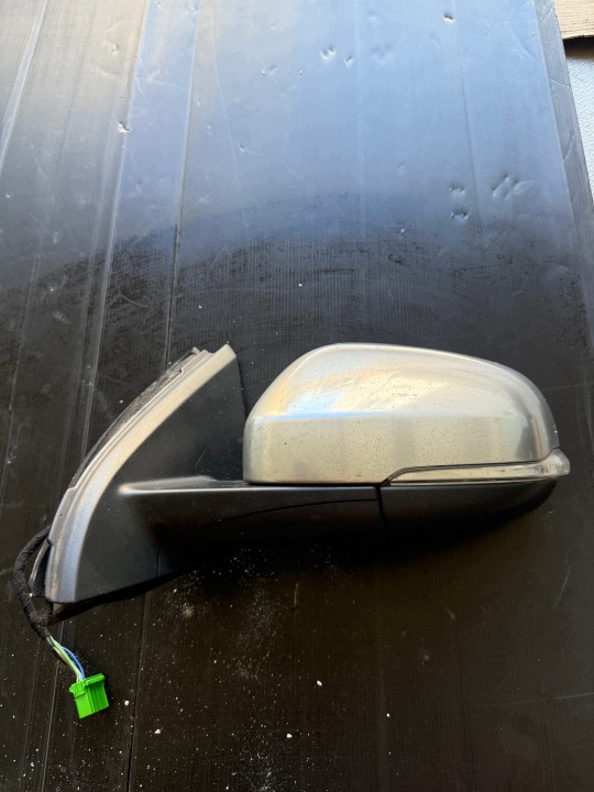 VOLVO V60 I 10-13 S60 II Vasen peili 3304-941