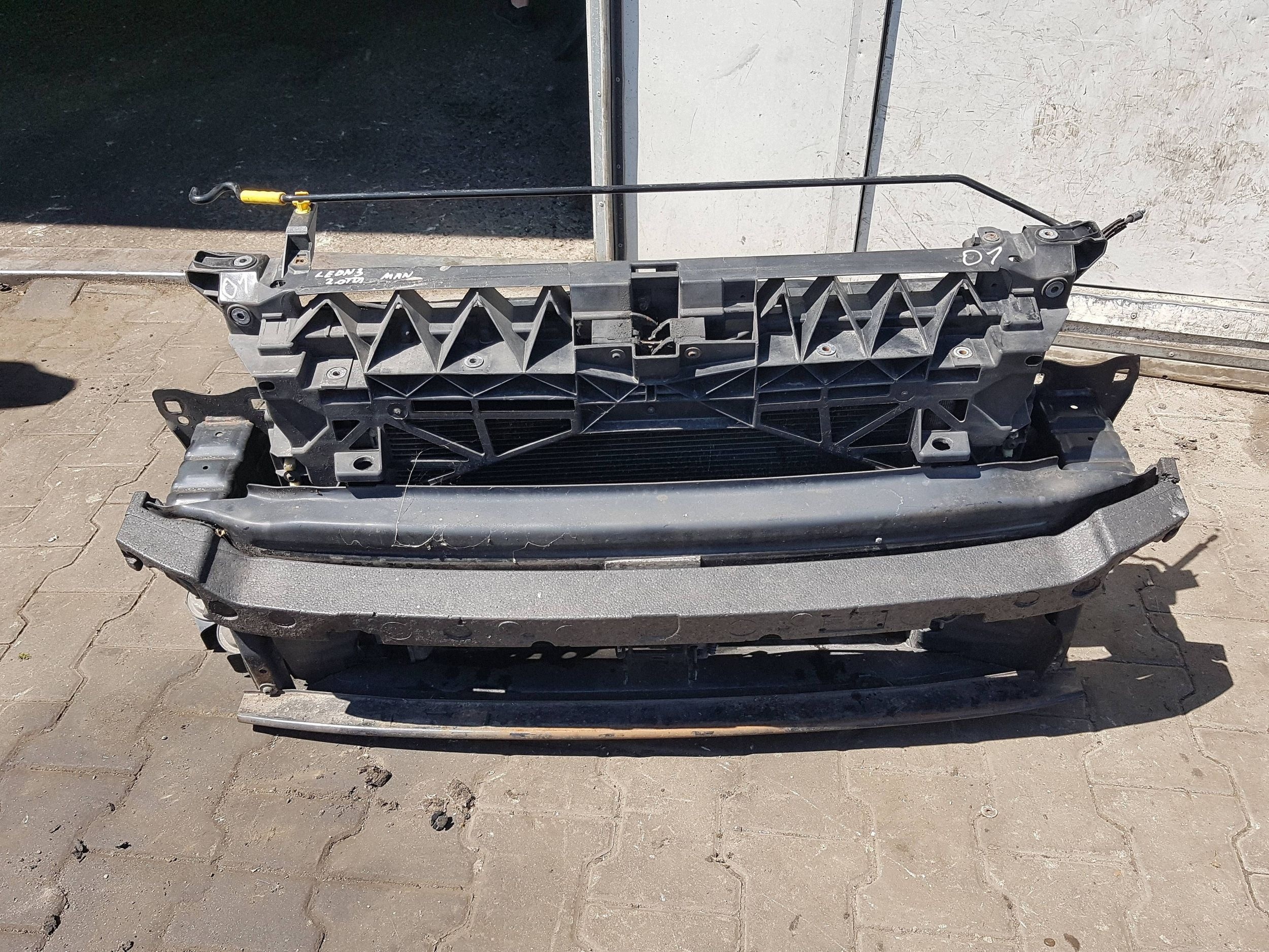SEAT LEON 3 III 5F 12-16 2.0 TDI etujäähdyttimen tuuletin image 2