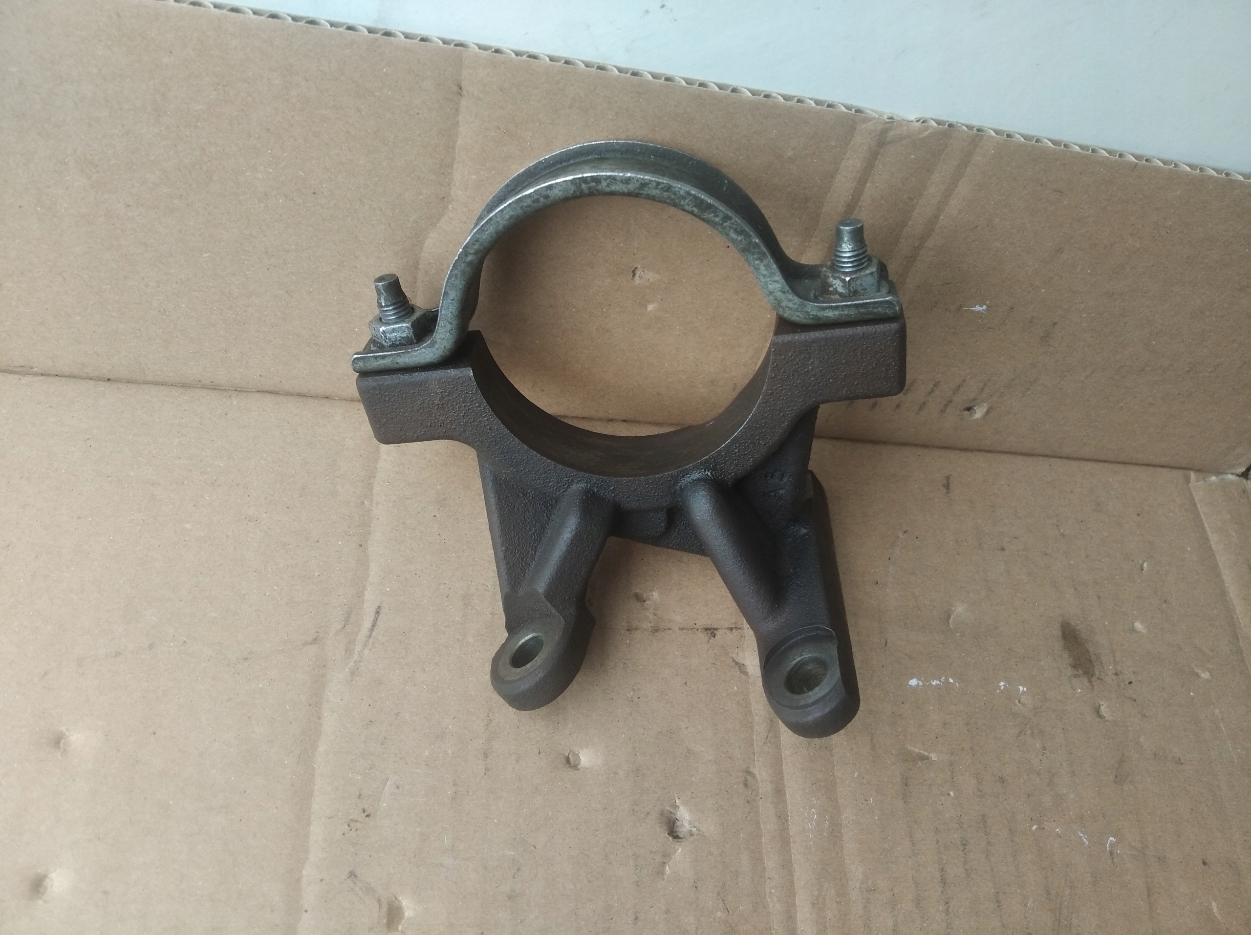 Support de demi-arbre Ford Focus Mk2 Volvo image 2