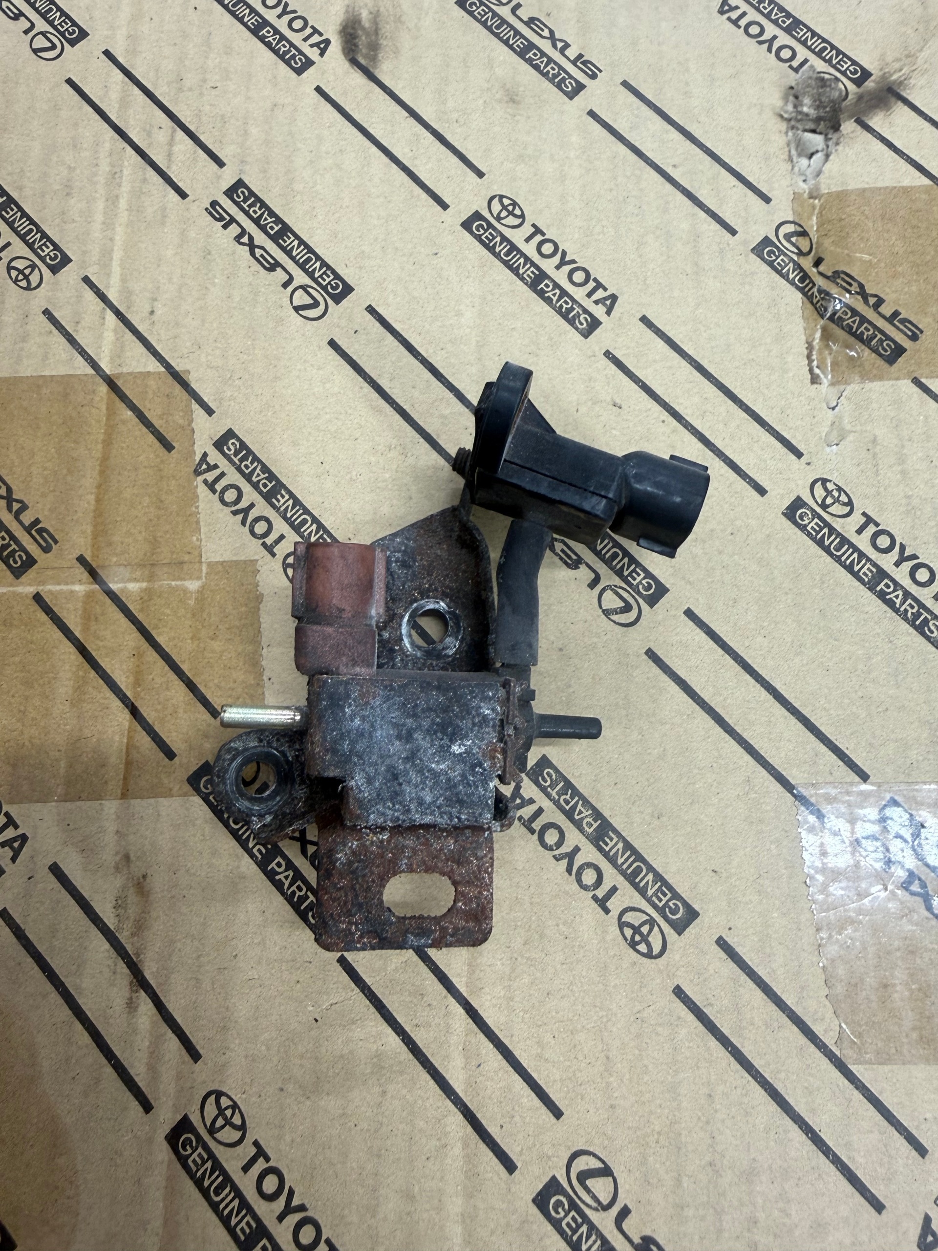 Sensore Pressione Aria Toyota Corolla Verso 04-09. Cod. 89421-20210