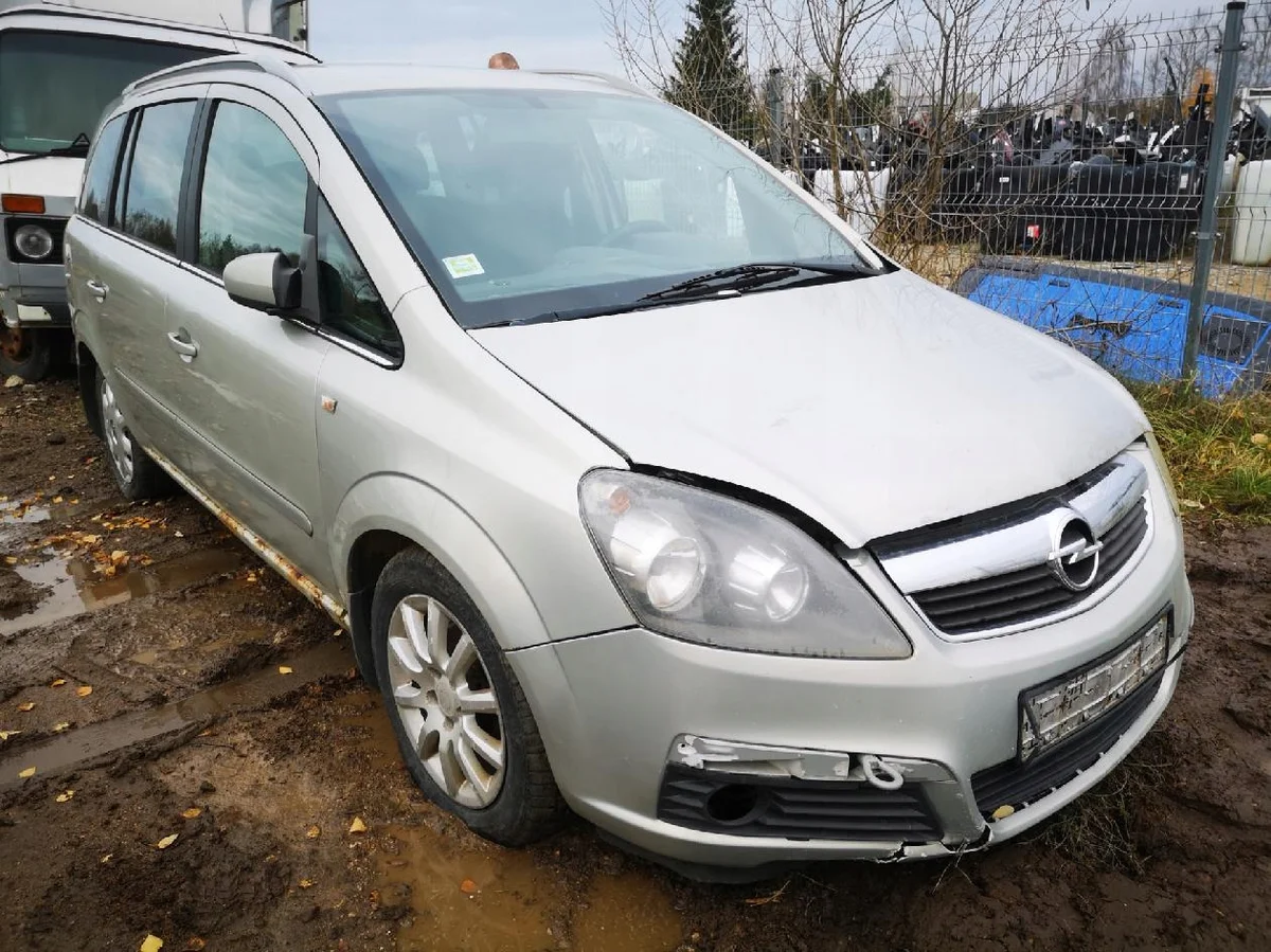 Opel Zafira Motorlager 1.9L 2005 gebraucht thumbnail 4