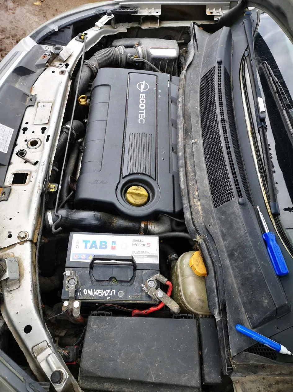 Opel Zafira Motorlager 1.9L 2005 gebraucht thumbnail 7